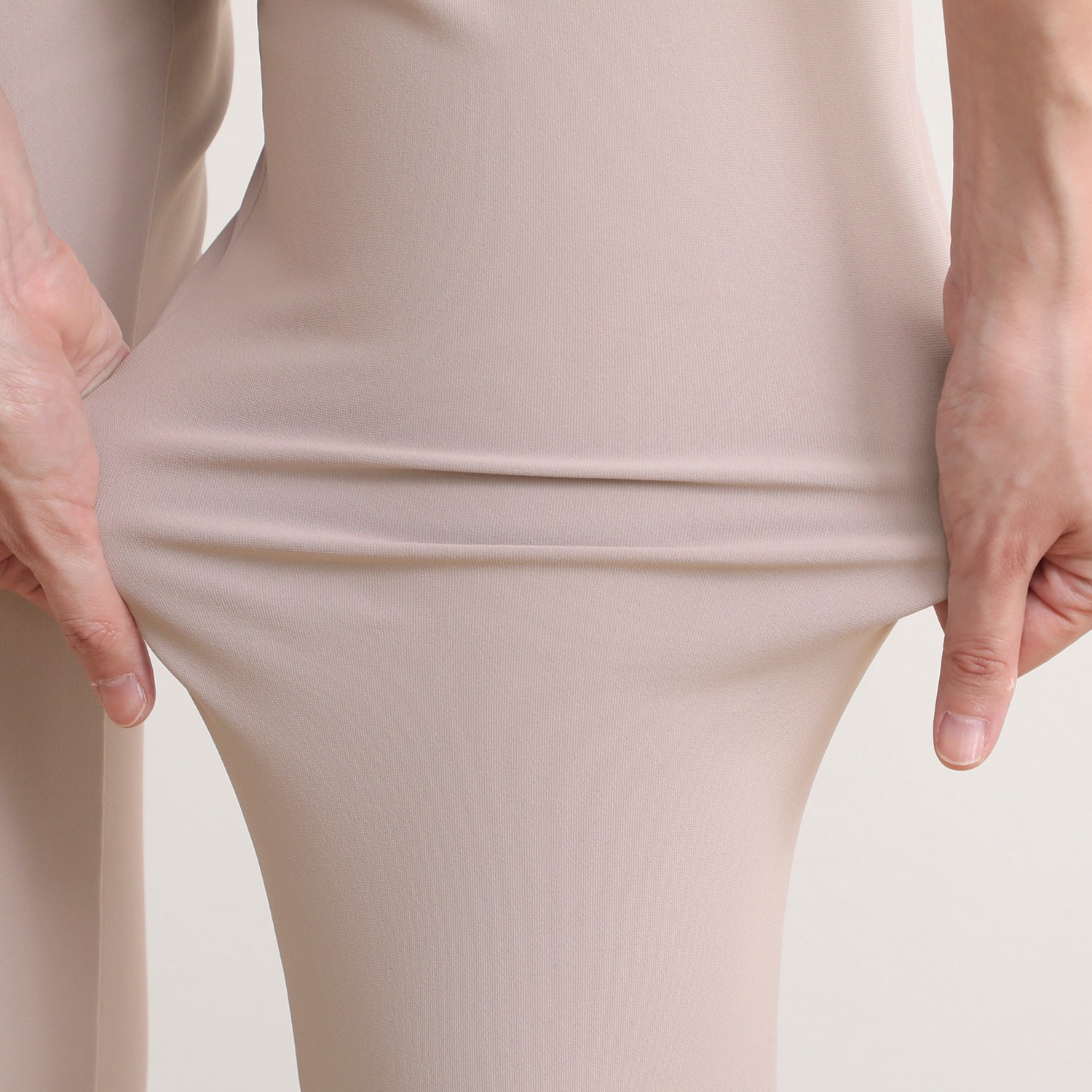 ピーツー ハイパワーストレッチ ジャパンメイド 大吟醸スリムパンツ