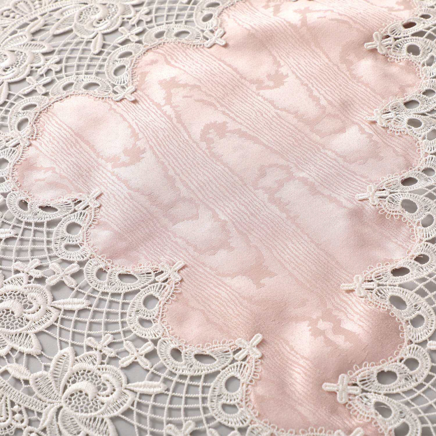 ラ　ルイス モアレ柄ジャガード＆ギュピールレース トップクロス