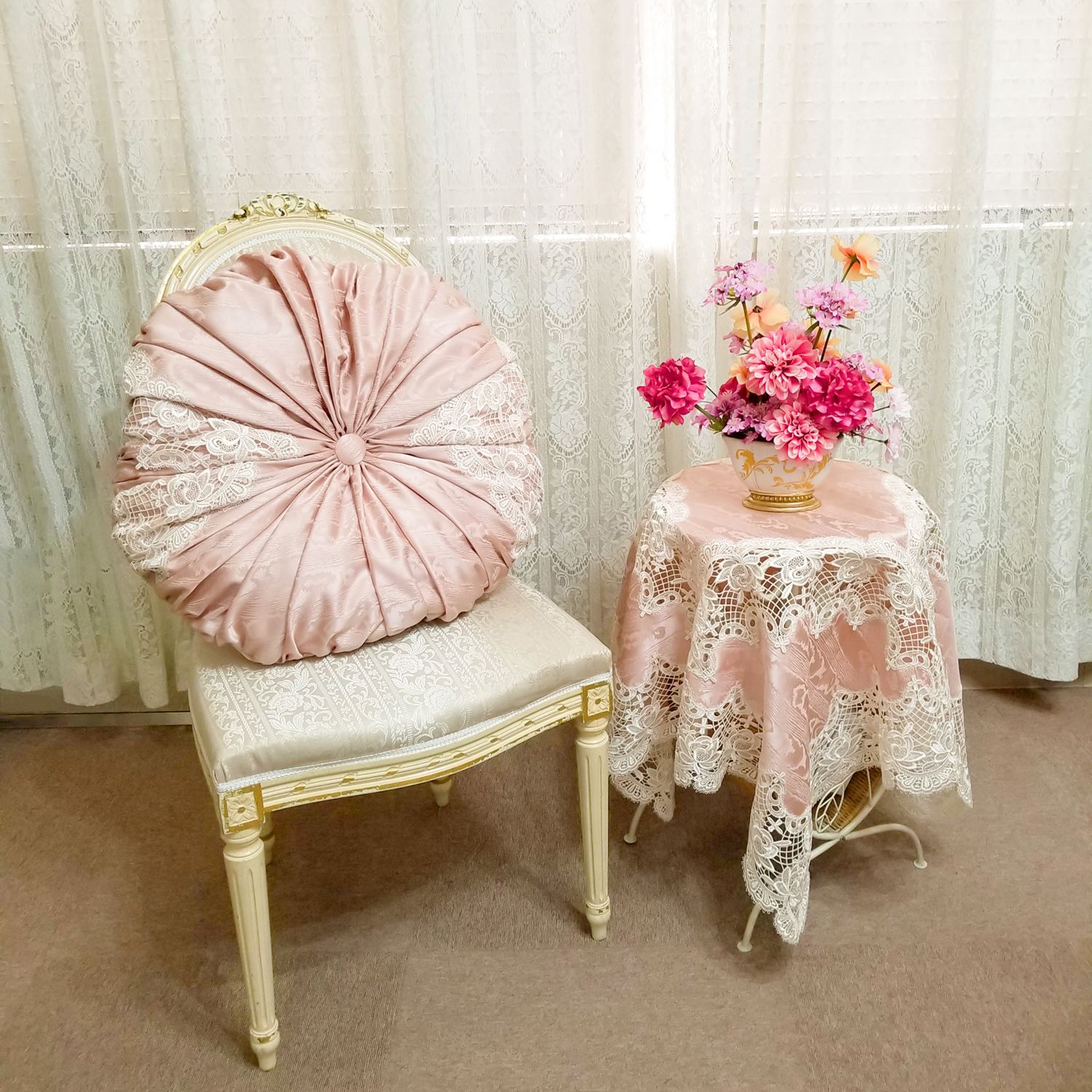 ラ　ルイス モアレ柄ジャガード＆ギュピールレース トップクロス