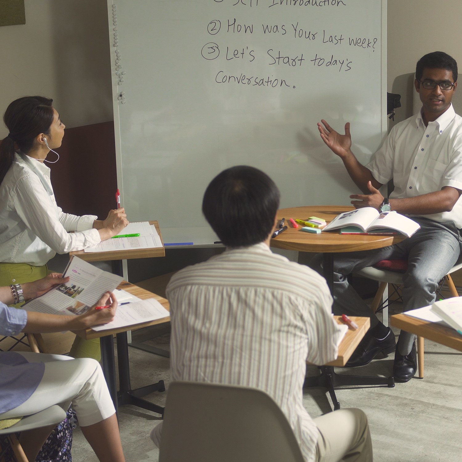 ソニー 聞きたい音を 大きくクリアに！ 首掛け集音器 ＳＭＲ−１０ 専用セミハードケース＆使い方ＤＶＤ付特別セット 