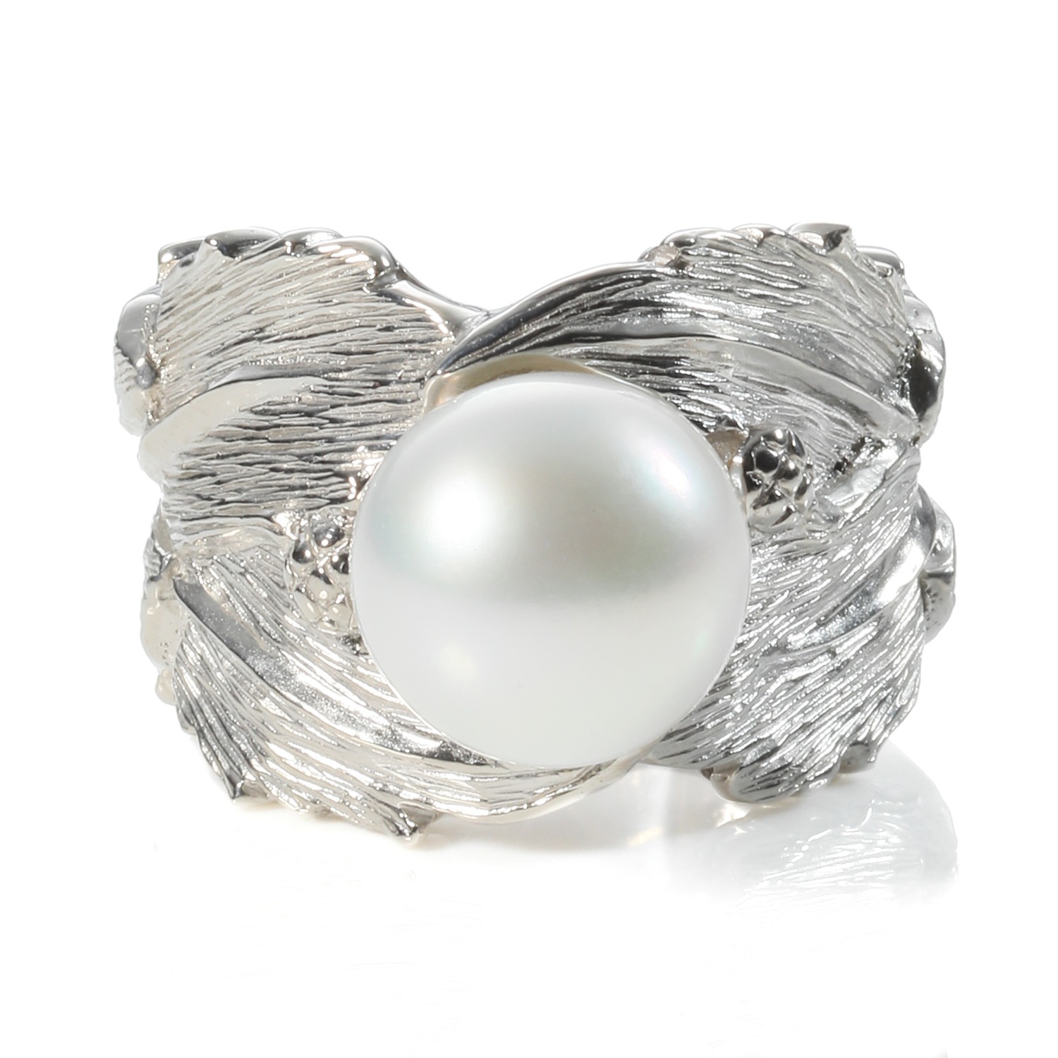 アントレゾ 白蝶パール マルベリーデザイン リング