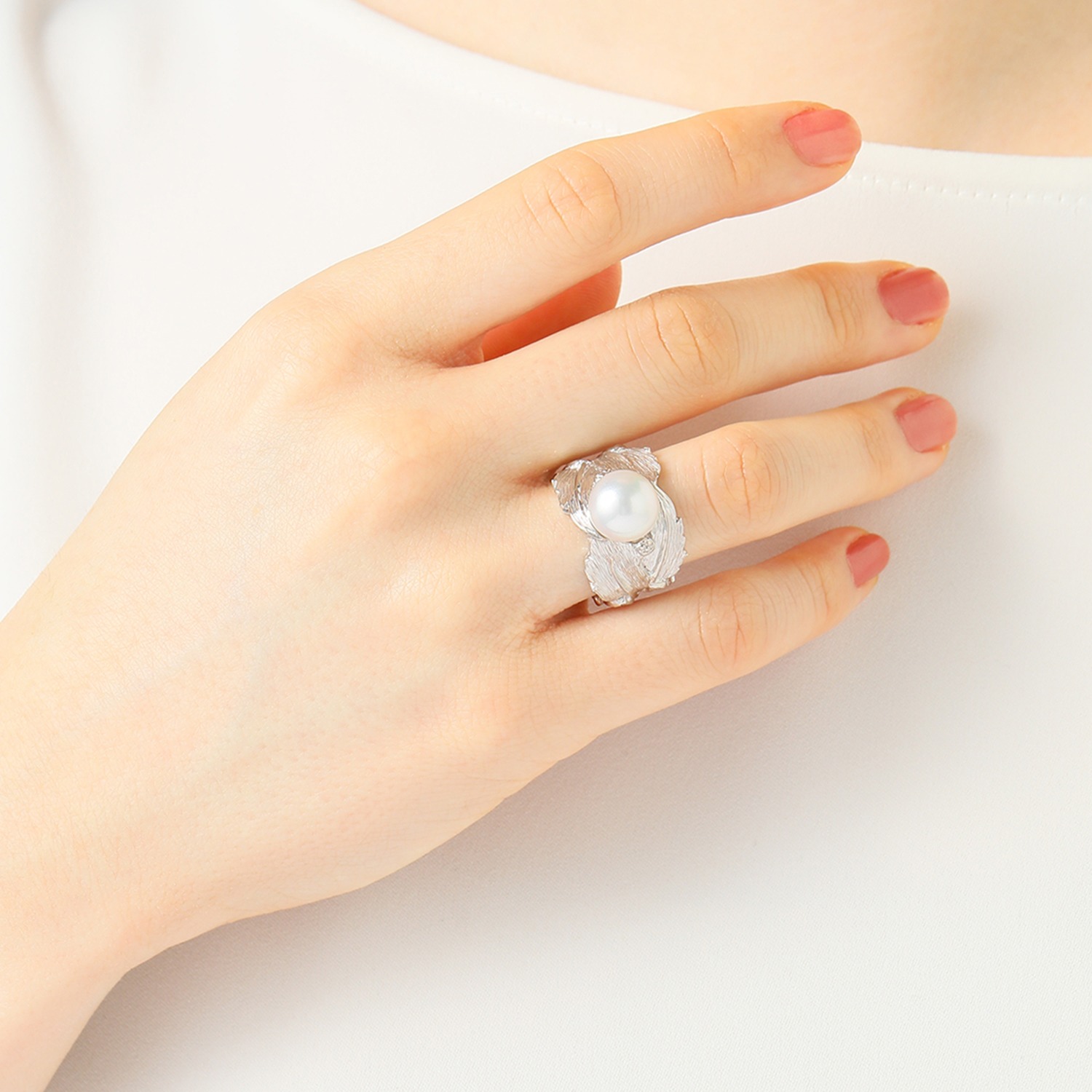 アントレゾ 白蝶パール マルベリーデザイン リング