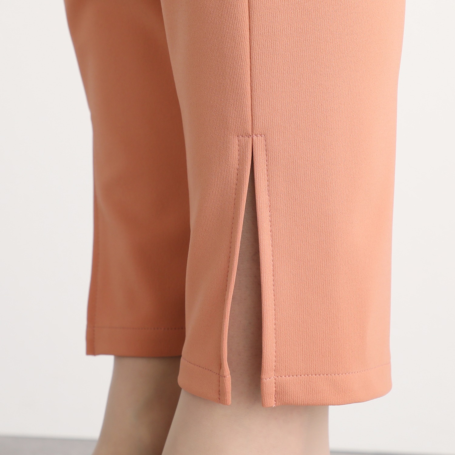 上質ごこち アルディナ スリットデザインパンツ