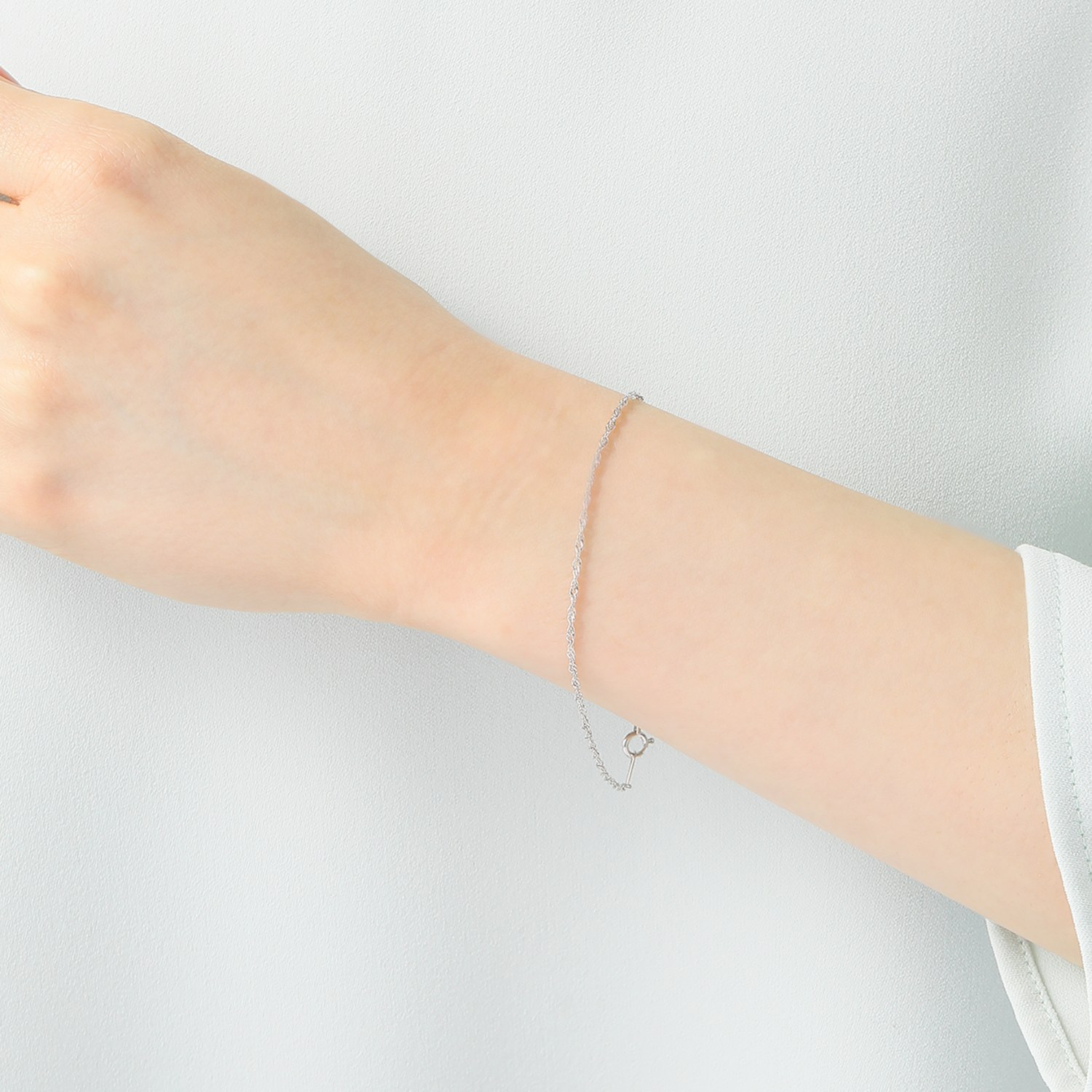 ソルジェ １８Ｋホワイトゴールド スクリューロープチェーン コンバーチブル ネックレス＆ブレスレット