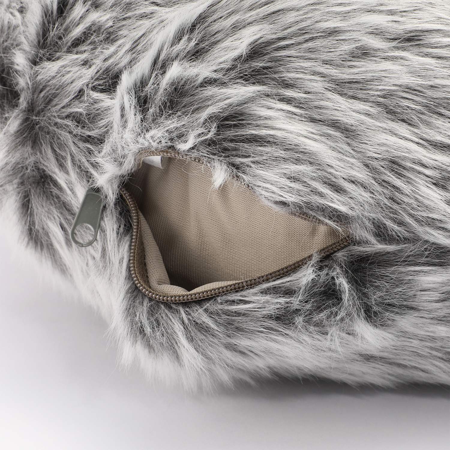 しっぽクッション Ｑｏｏｂｏ（クーボ）