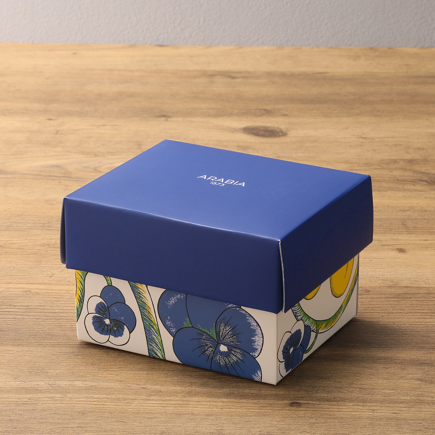 アラビア パラティッシ マグカップ