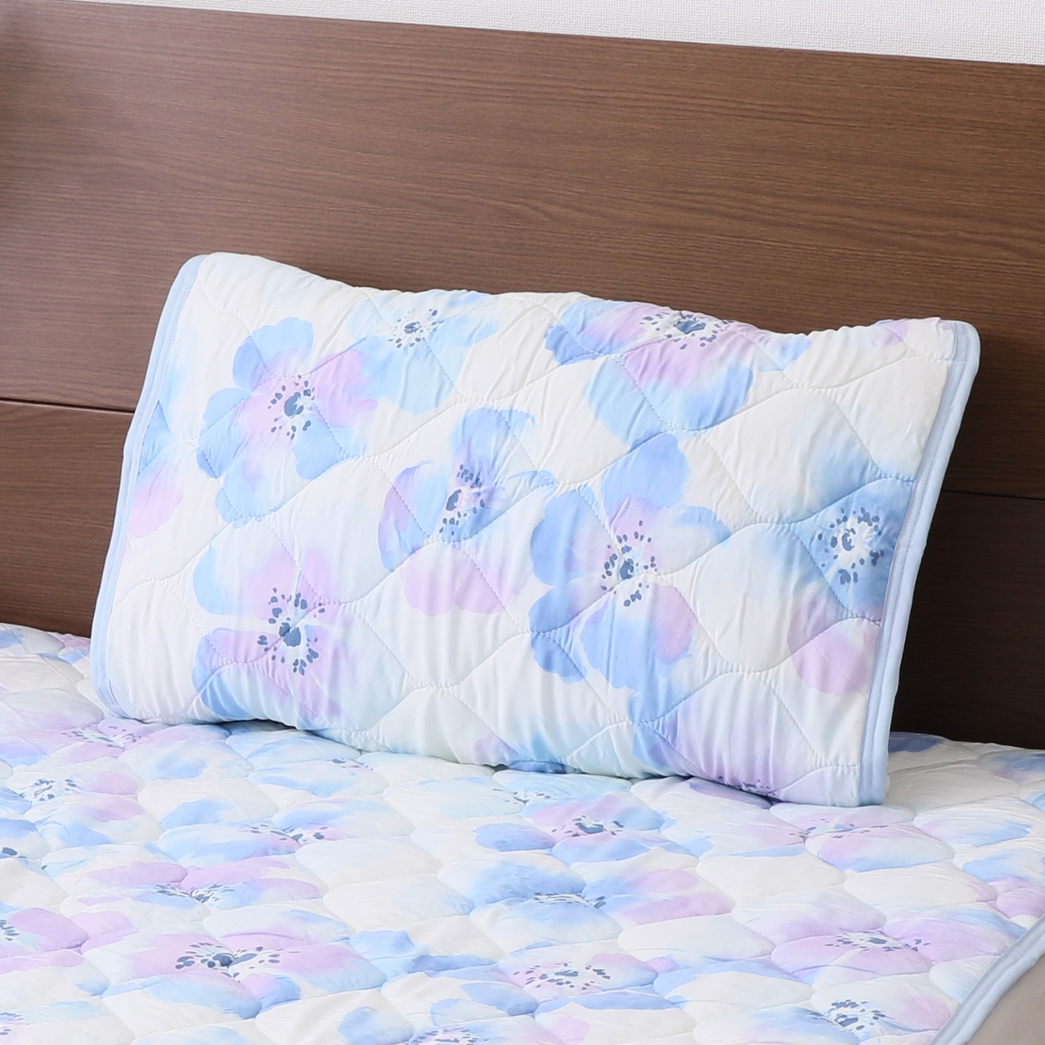 西川 しっとりなめらか 消臭ひんやりピローパッド 同色２枚組