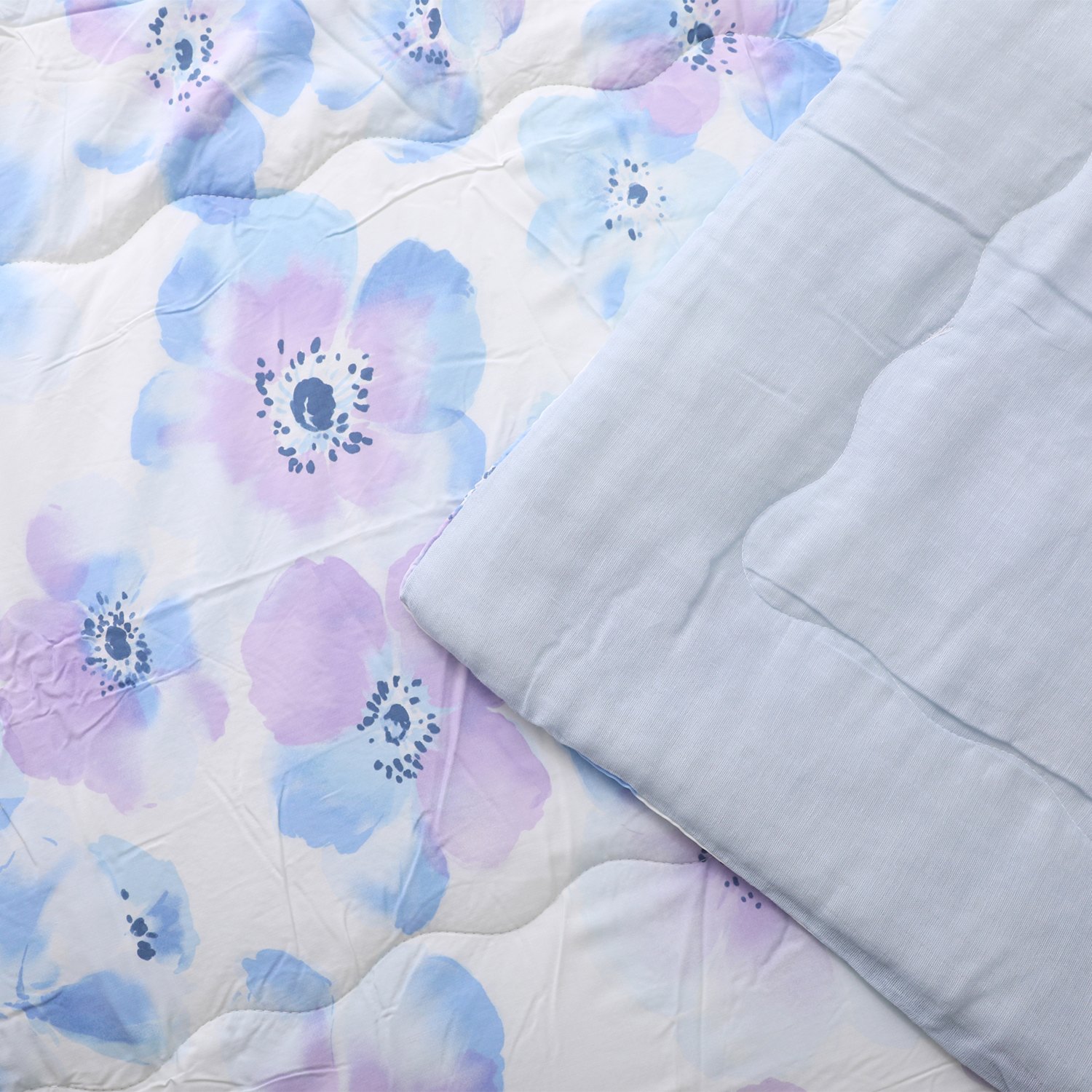 ＜シングル＞西川 レーヨン＆コットンガーゼ リバーシブル 消臭ひんやりキルトケット