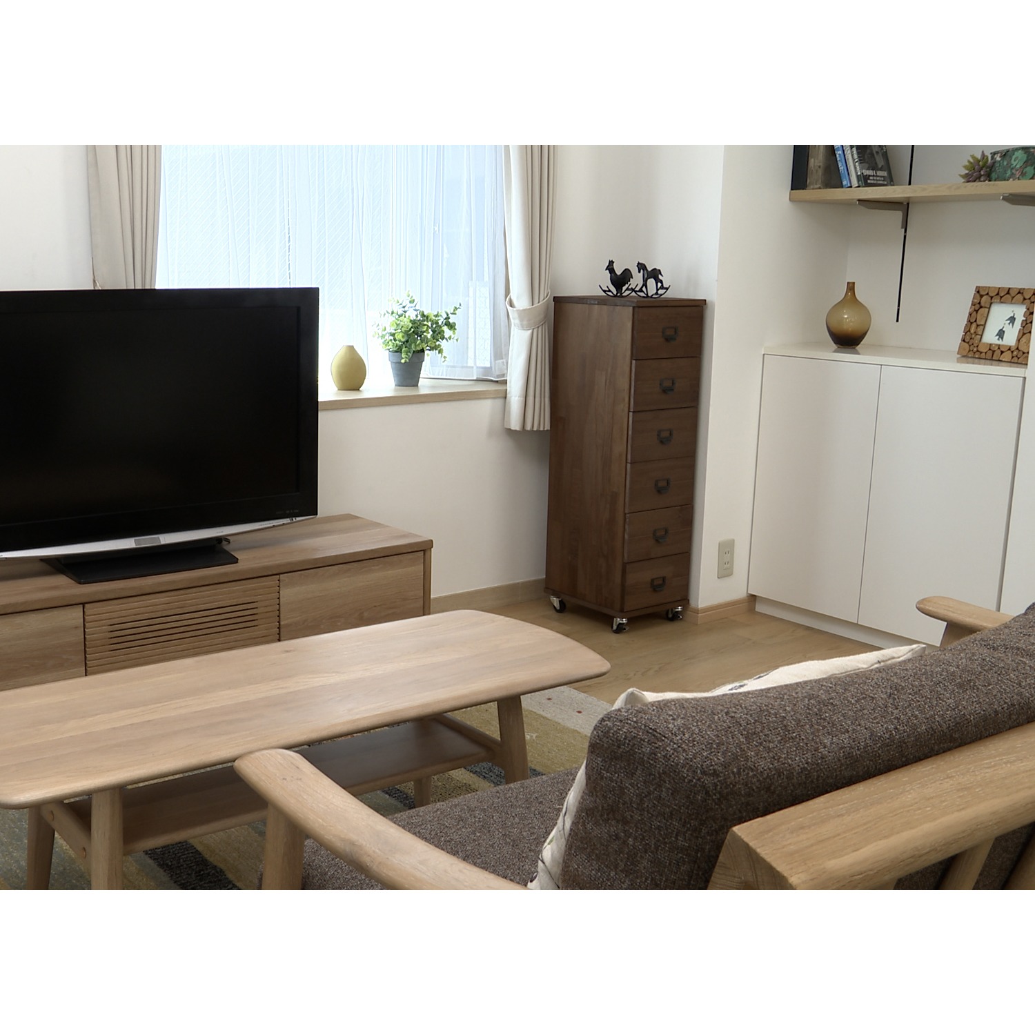 ＜６段＞キャスター付 多段チェスト