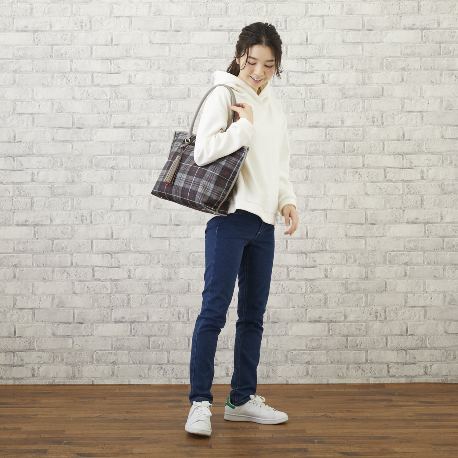 キンロックアンダーソン タッセルチャーム付 タータンチェック トートバッグ