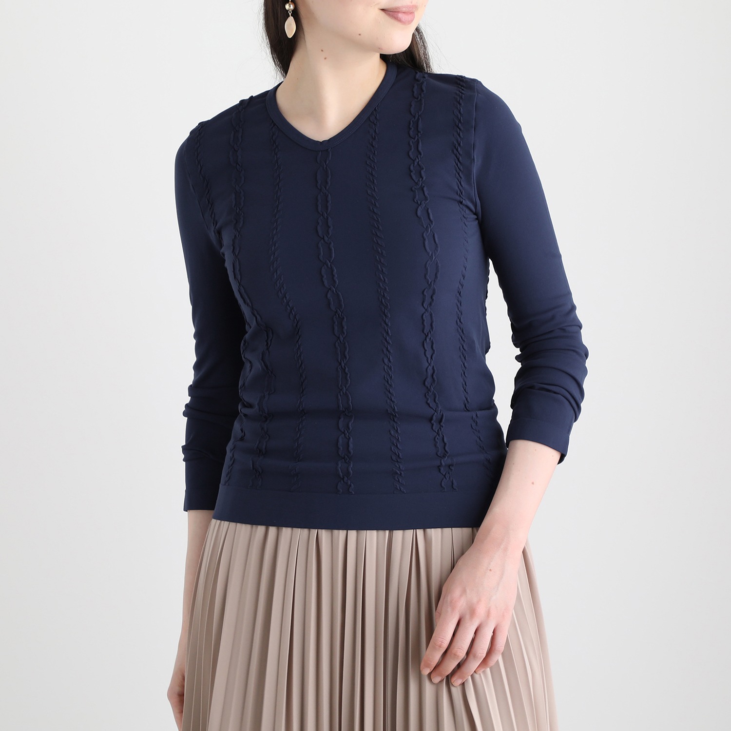 ドルチェ　ドンナ Ｖネック チェーンジャガード ロングスリーブ