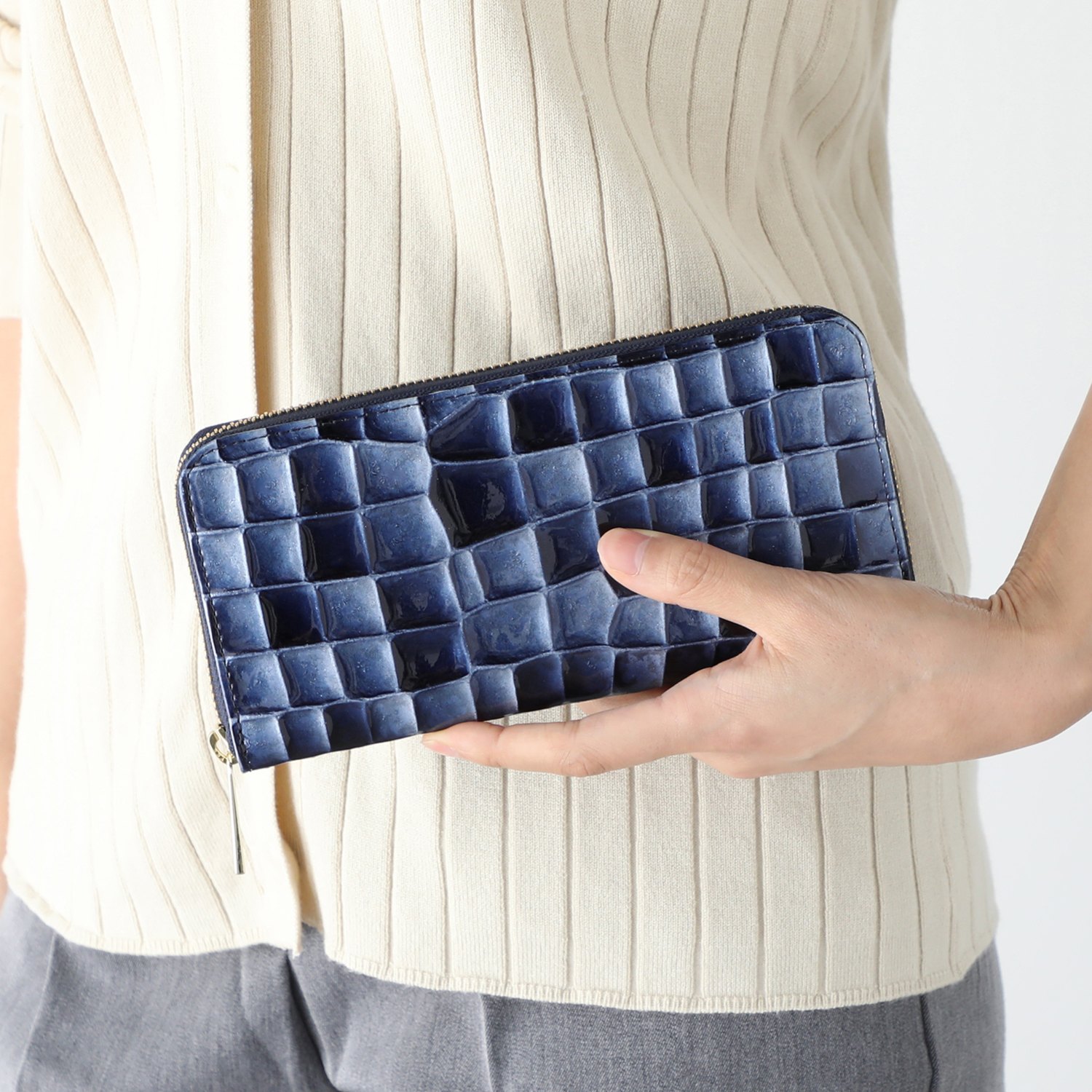 モーダプリンチぺ イタリアンベビーカーフ ラウンドファスナー ウォレット