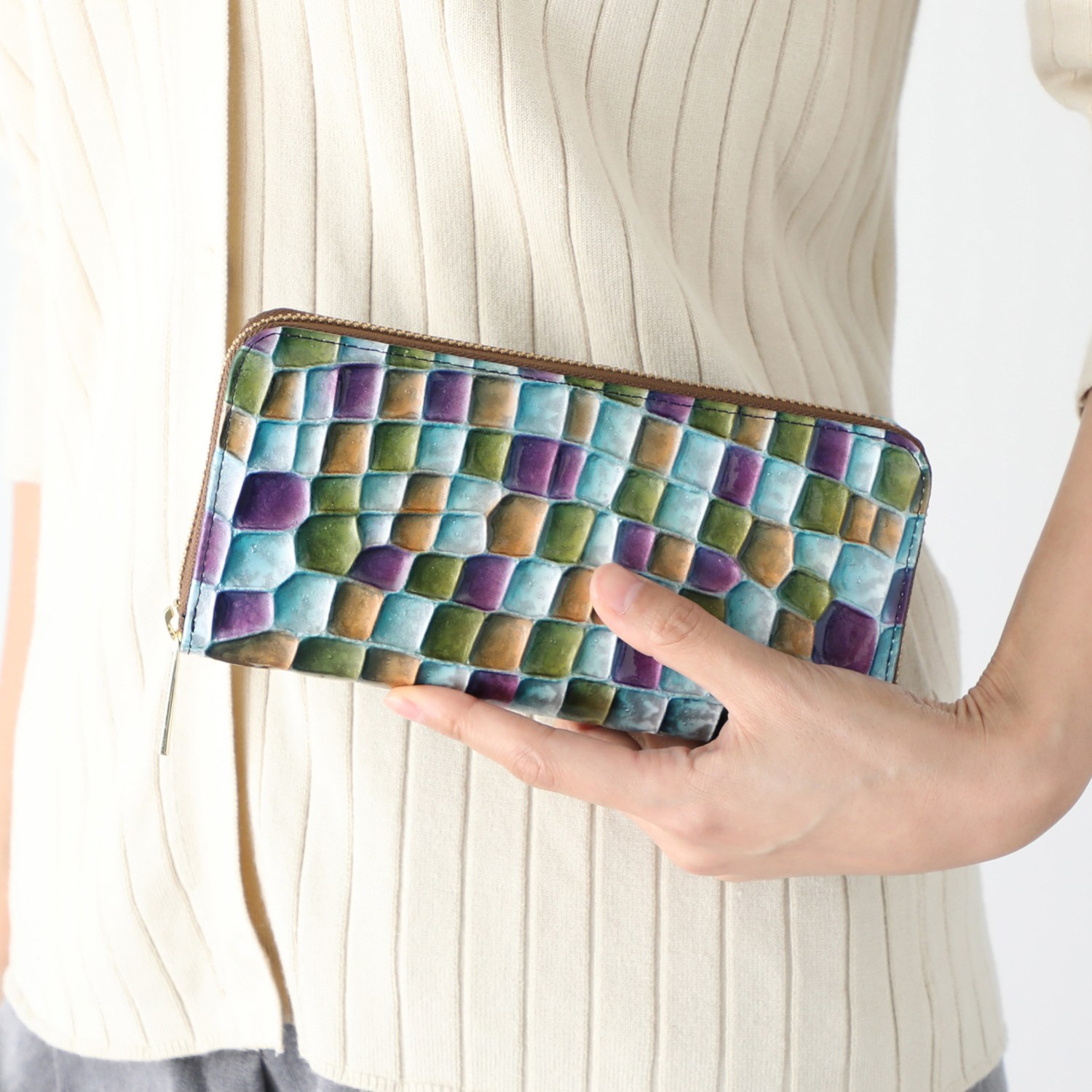 モーダプリンチぺ イタリアンベビーカーフ ラウンドファスナー ウォレット