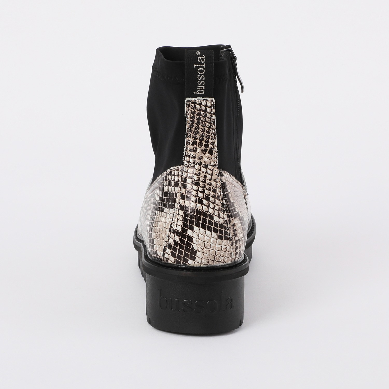 ブソラ 軽量厚底 レザーショートブーツ