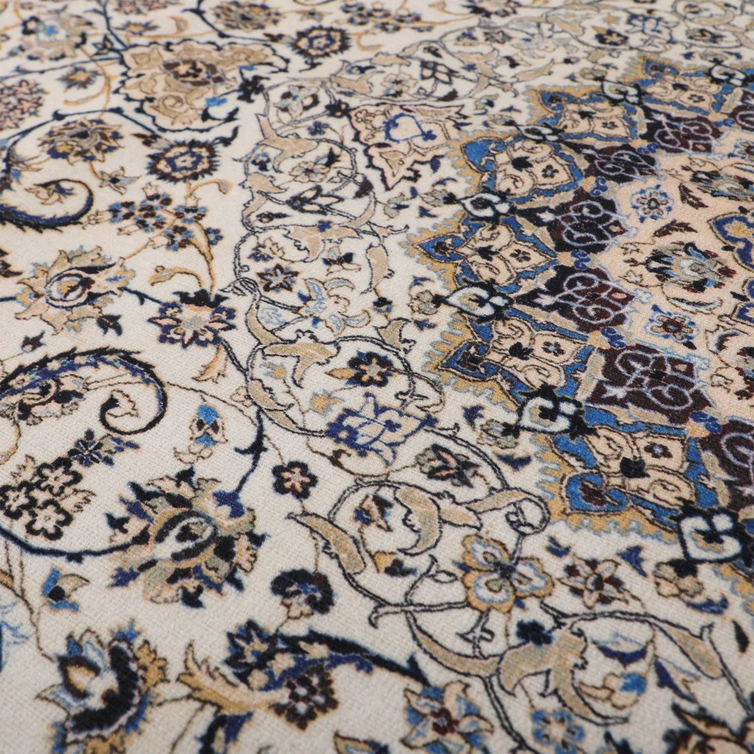 ＜９０×１５４ｃｍ＞イタリア製 ペルシャンデザイン カーペット “ナイン” 