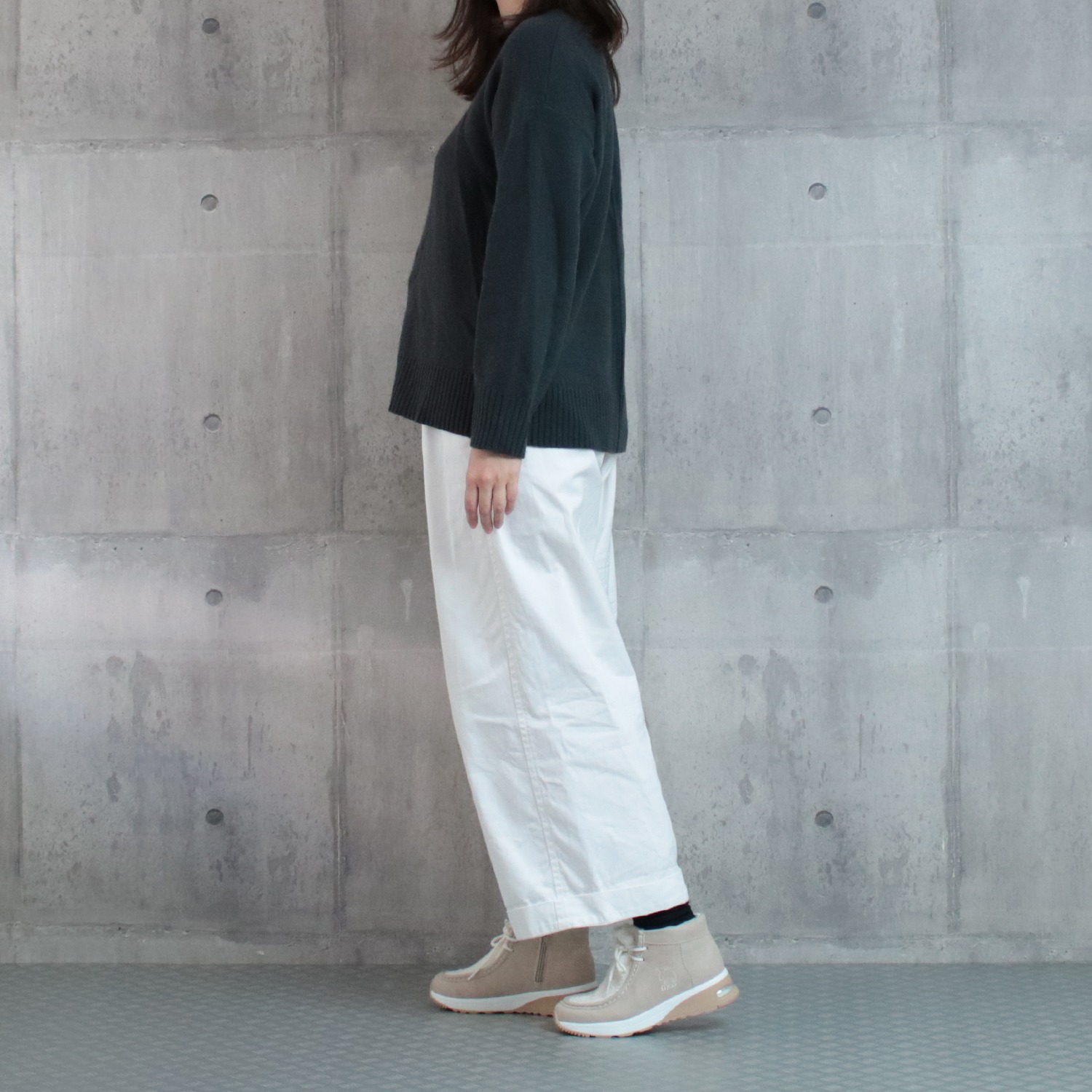 モズ 防水 サイドファスナーデザイン 軽量ブーツ