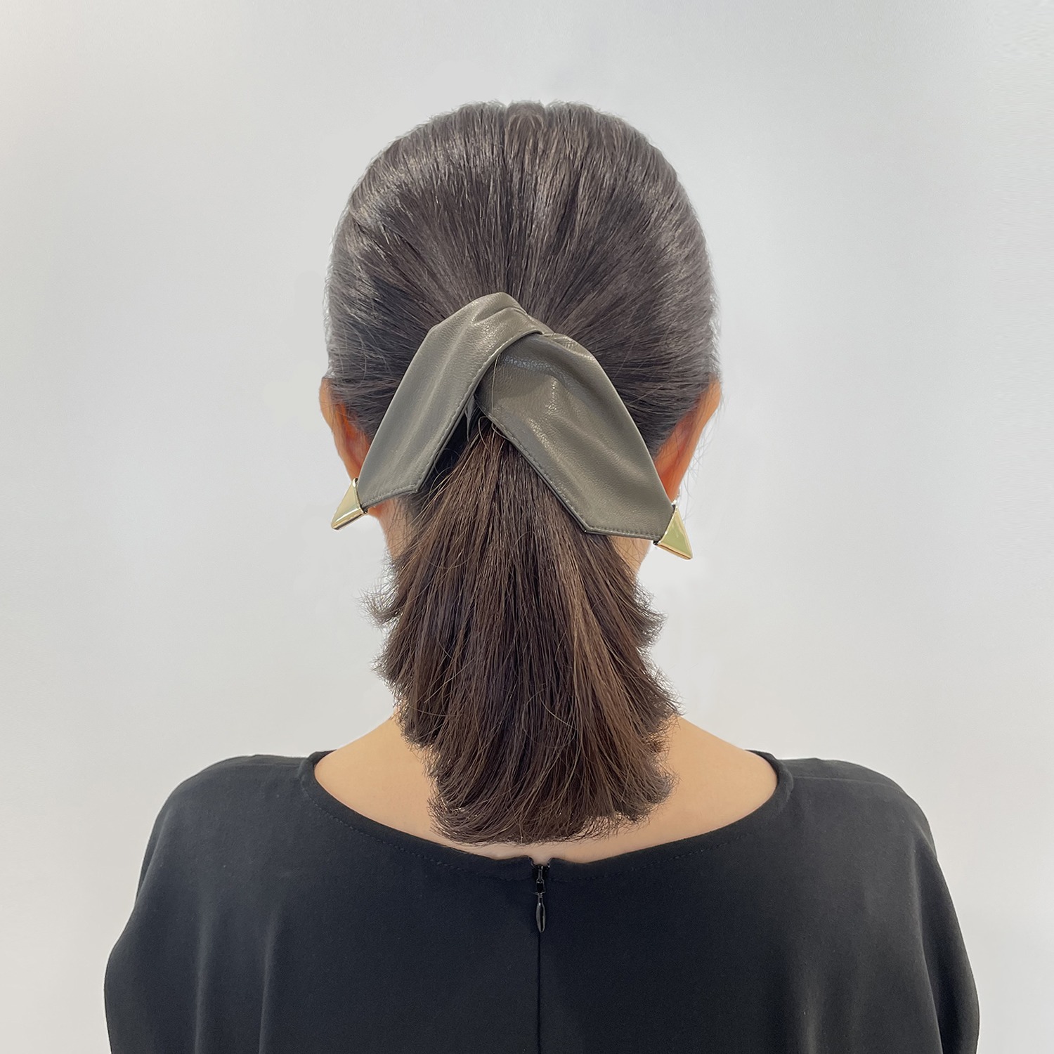 ワイヤーヘアーポニー