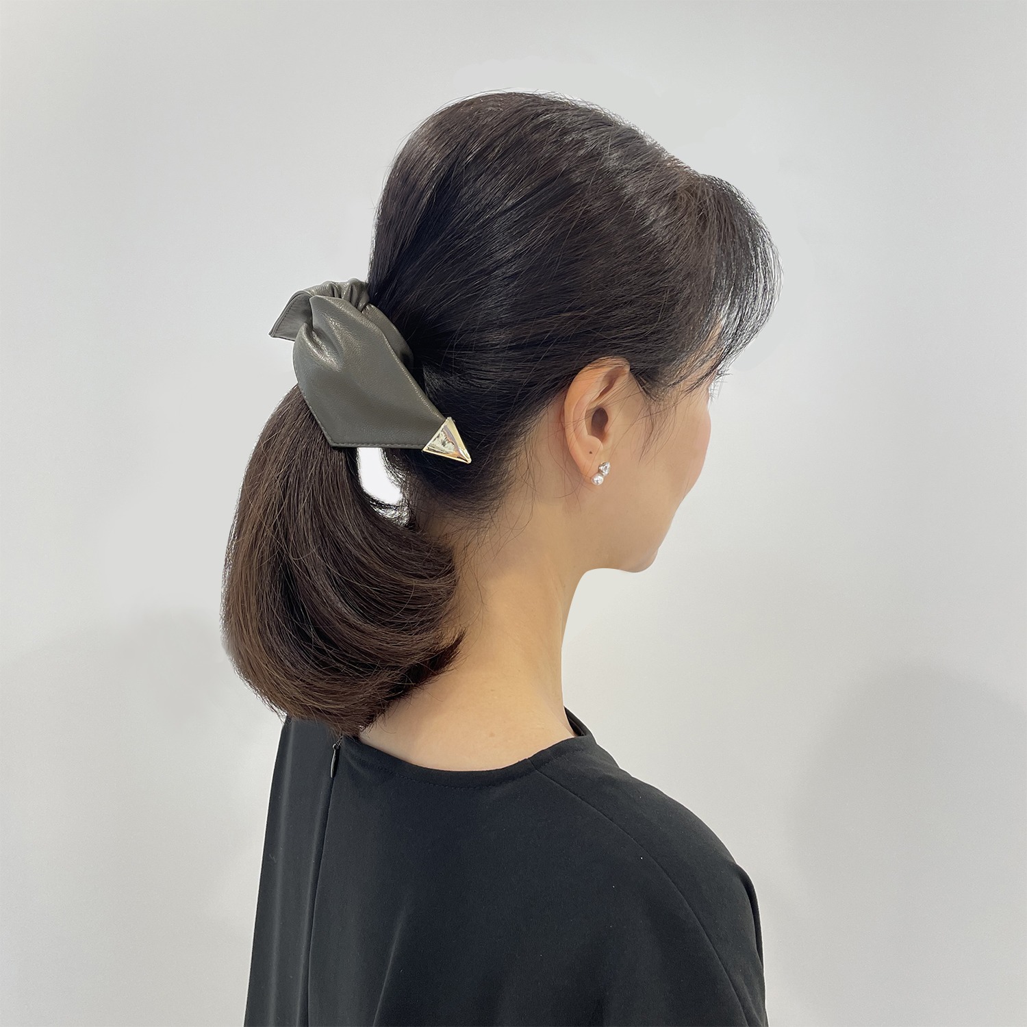 ワイヤーヘアーポニー