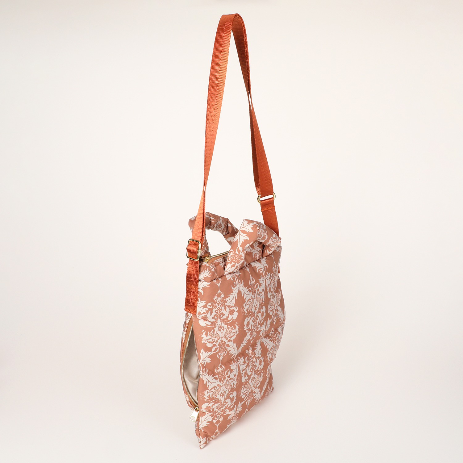 ルートート ２０周年記念！ “フェザールー サコッシュ”＆フラットトート ２点セット