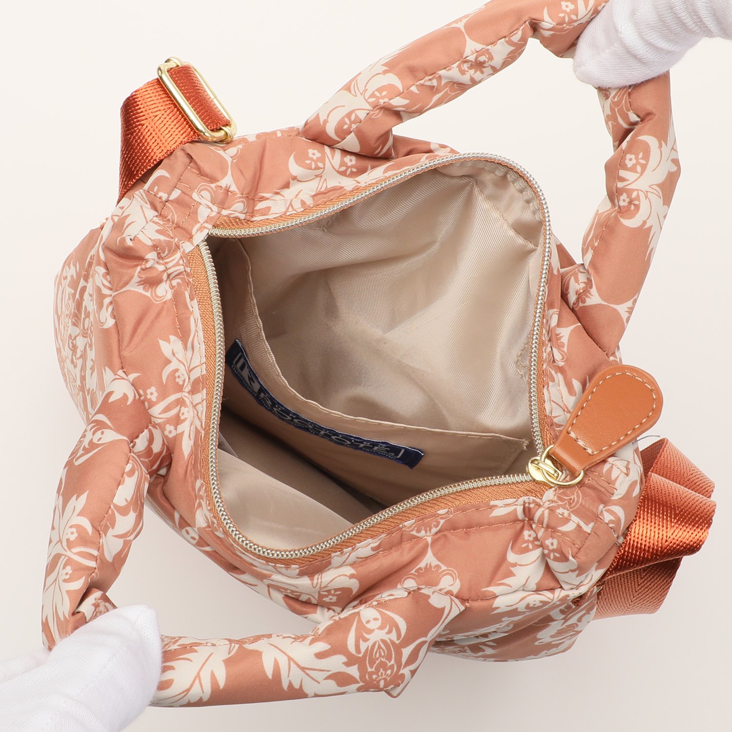 ルートート ２０周年記念！ “フェザールー サコッシュ”＆フラットトート ２点セット