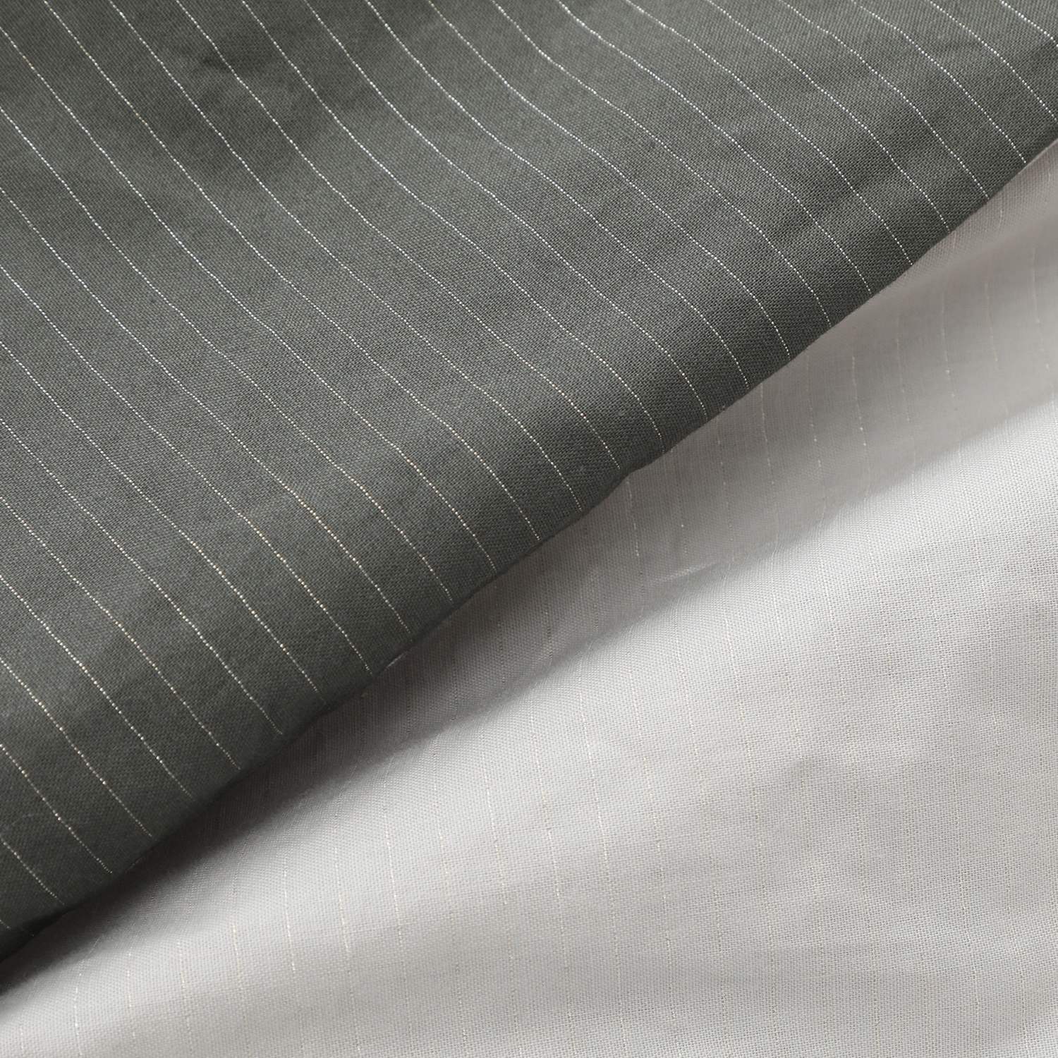 ＜約８０×８０ｃｍ＞純銀の糸で 抗菌防臭＆帯電防止 フトンノマスク 枕カバー 