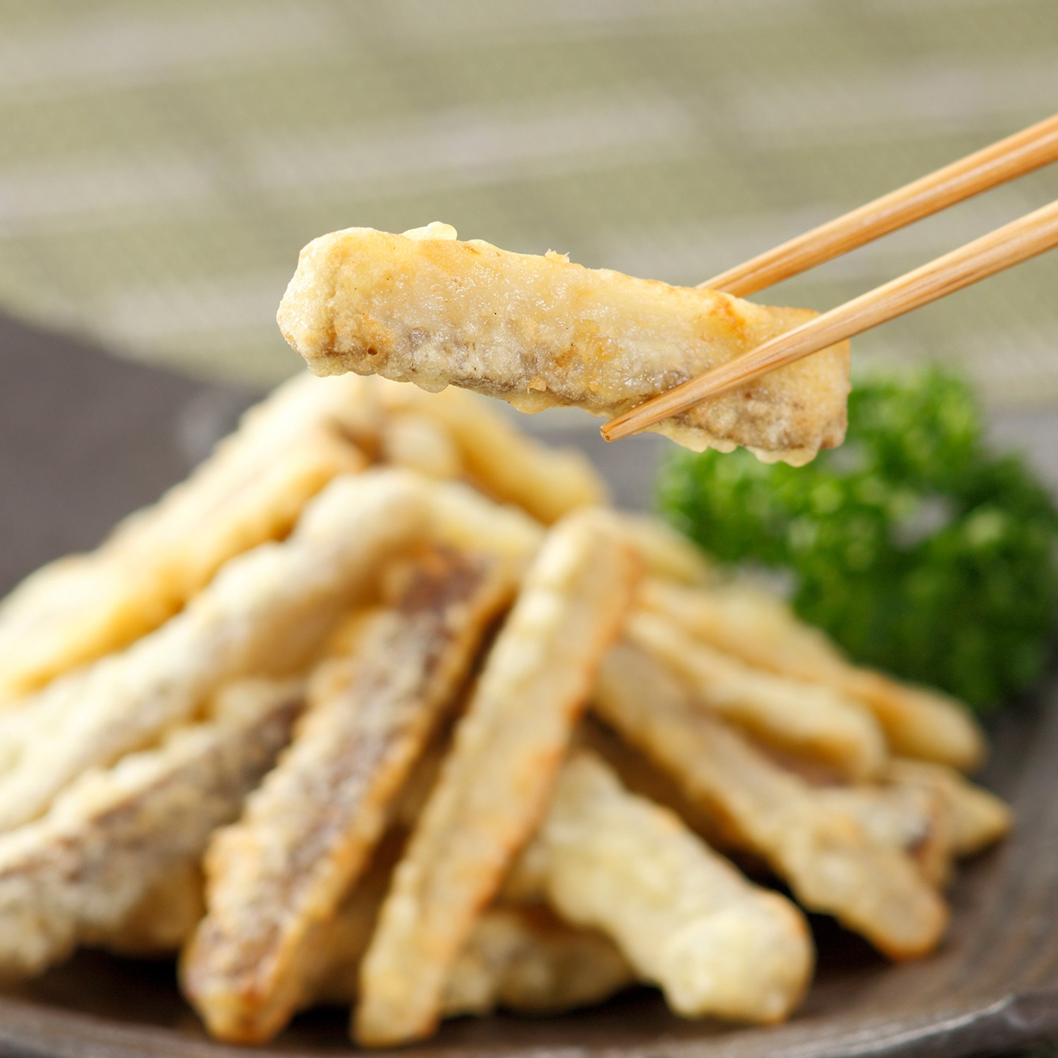 ごぼうと味付け筍こ天ぷら