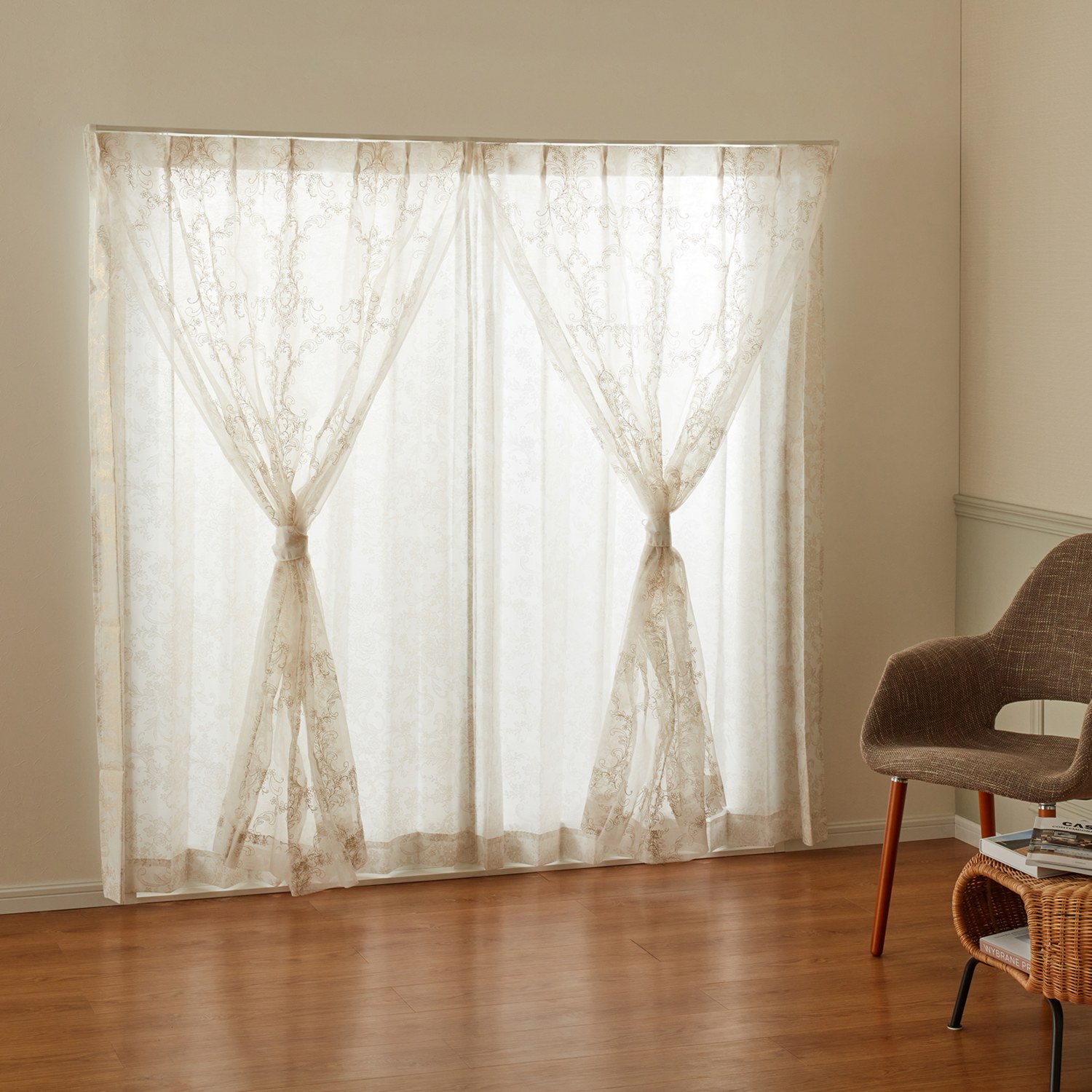 ＜１００×１７６ｃｍ＞ドレッシー ＵＶカット箔プリント生地＆ラメ刺しゅう入り オーガンジー 二重レースカーテン２枚組 