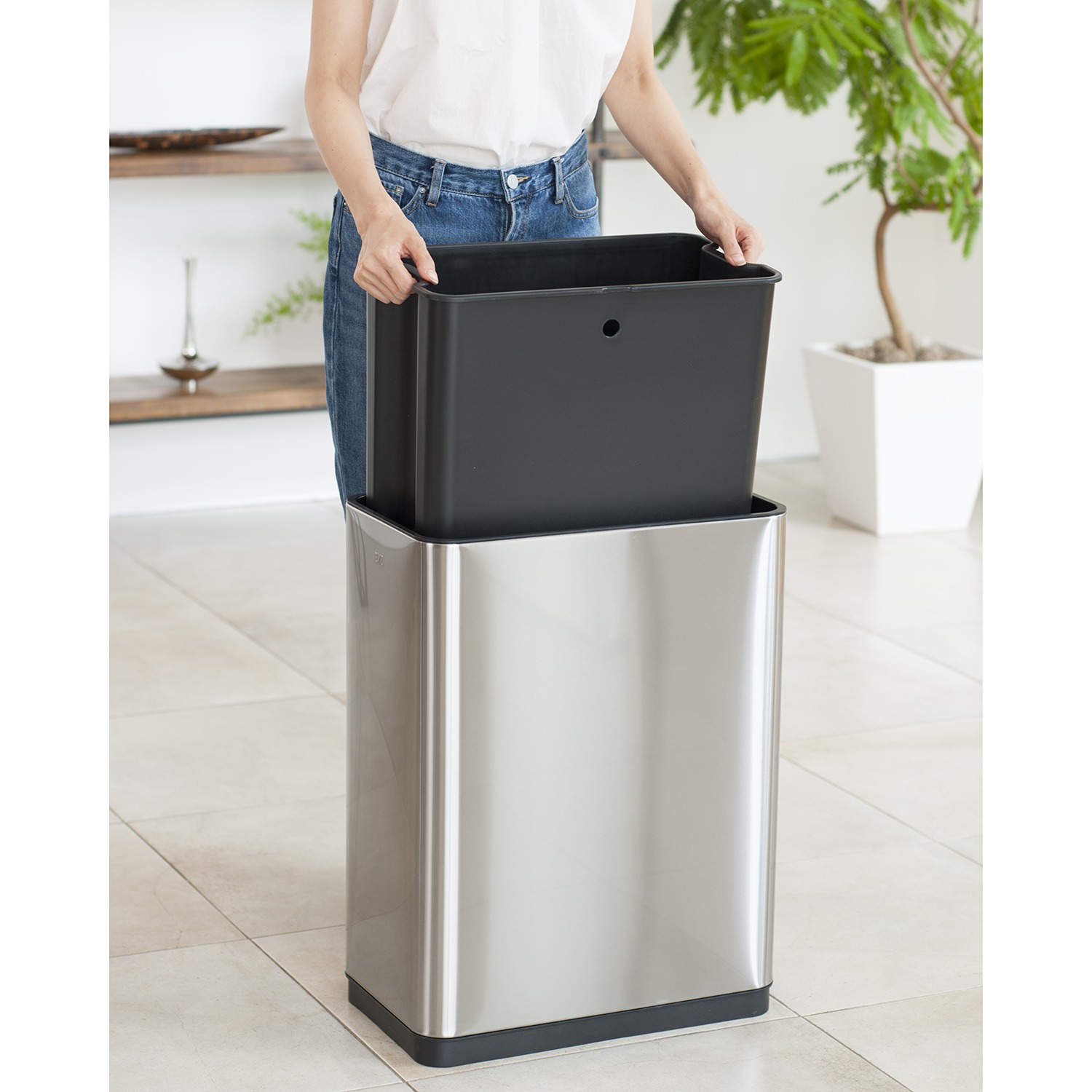 ＜４５Ｌ＞ＥＫＯ 手をかざして自動開閉！ ステンレスセンサーゴミ箱 デラックスファントム センサービン 