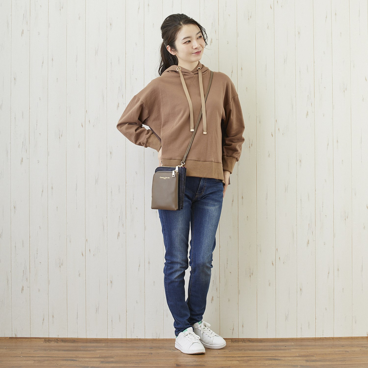 クリスチャン　オリビエ はっ水ジャガード ２ウェイ デイリーポシェット