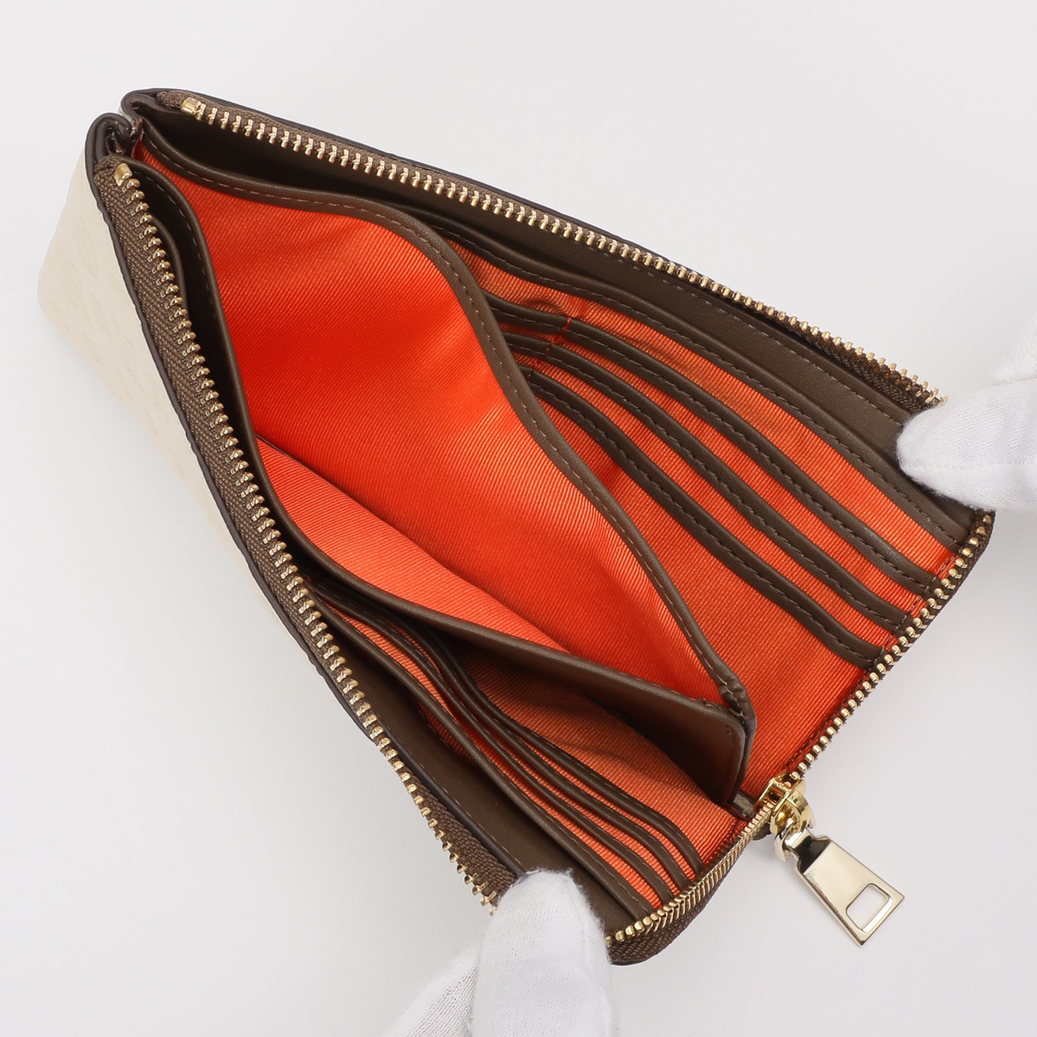 クリスチャン　オリビエ モノグラム型押しレザー Ｌ字型ファスナー 横長ウォレット