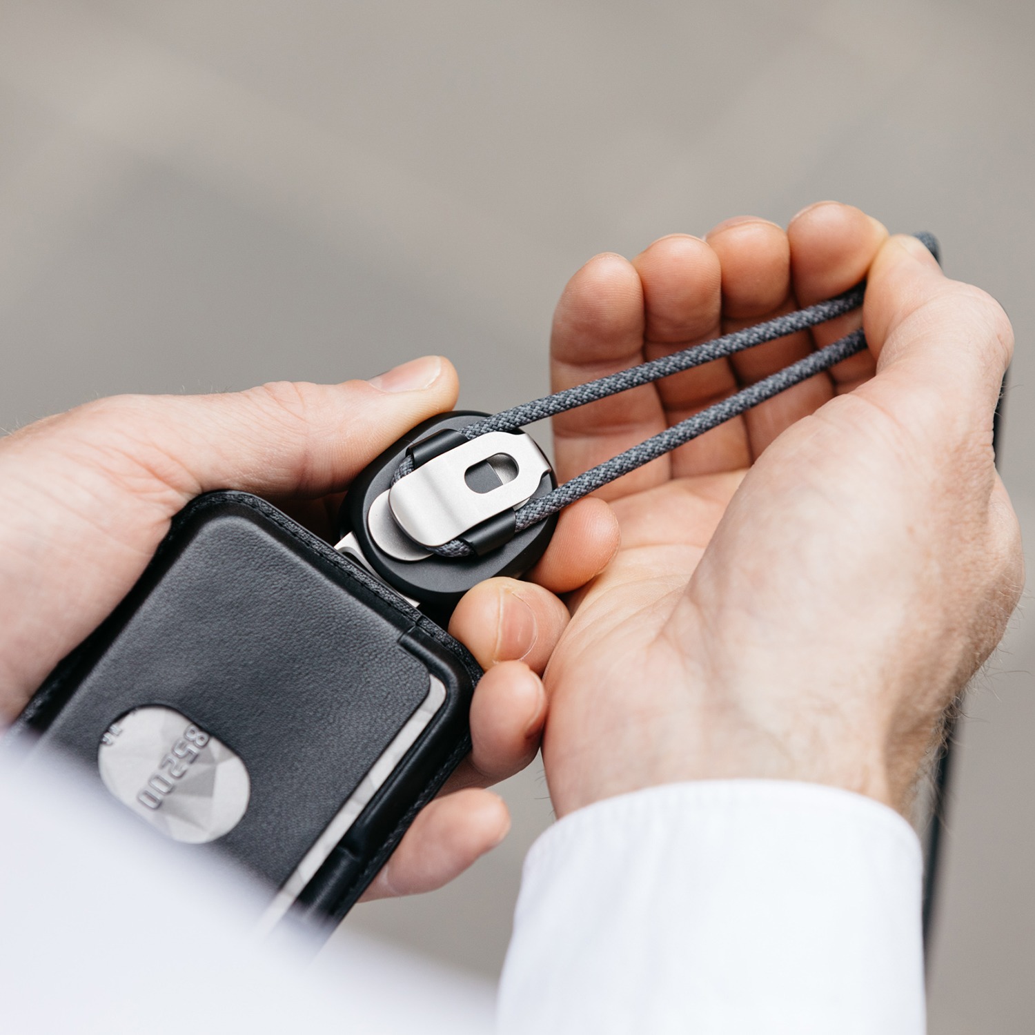 移動も支払いもスムーズに オービットキー ＩＤカードホルダー プロモデル 