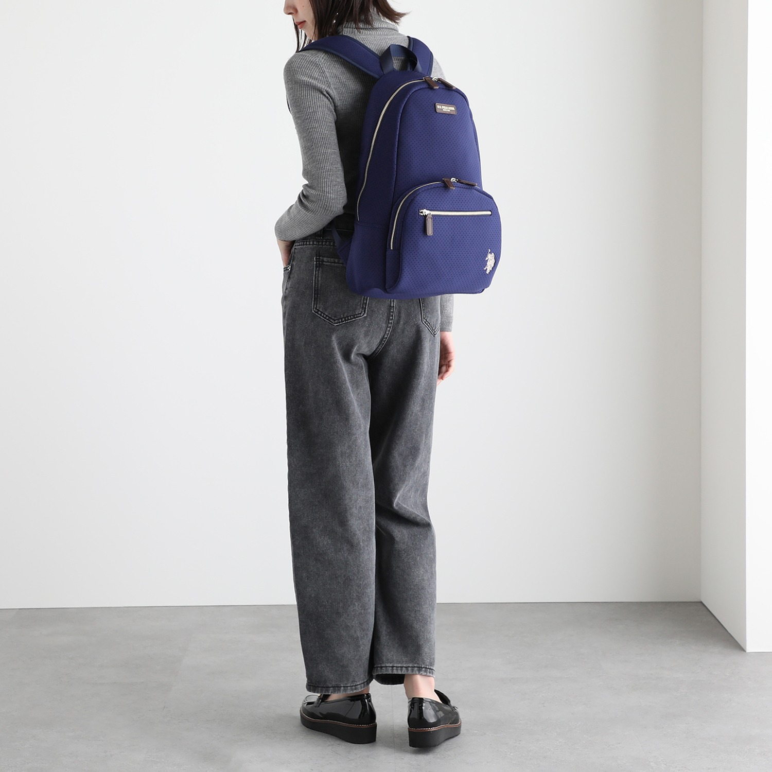 ユーエスポロ　アッスン ハイブリッドボンディング パンチングデザイン リュックサック