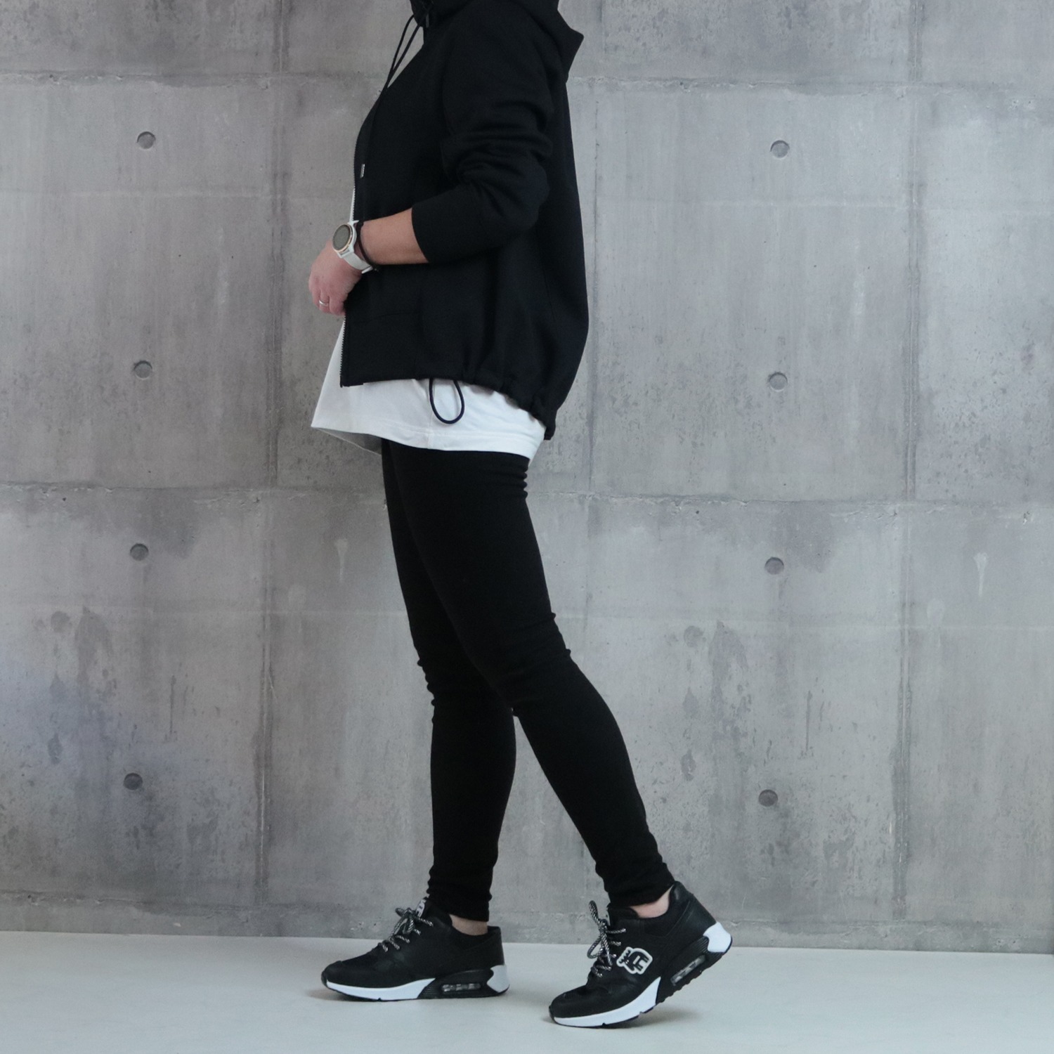 モズ メッシュコンビネーション 軽量 レースアップスニーカー