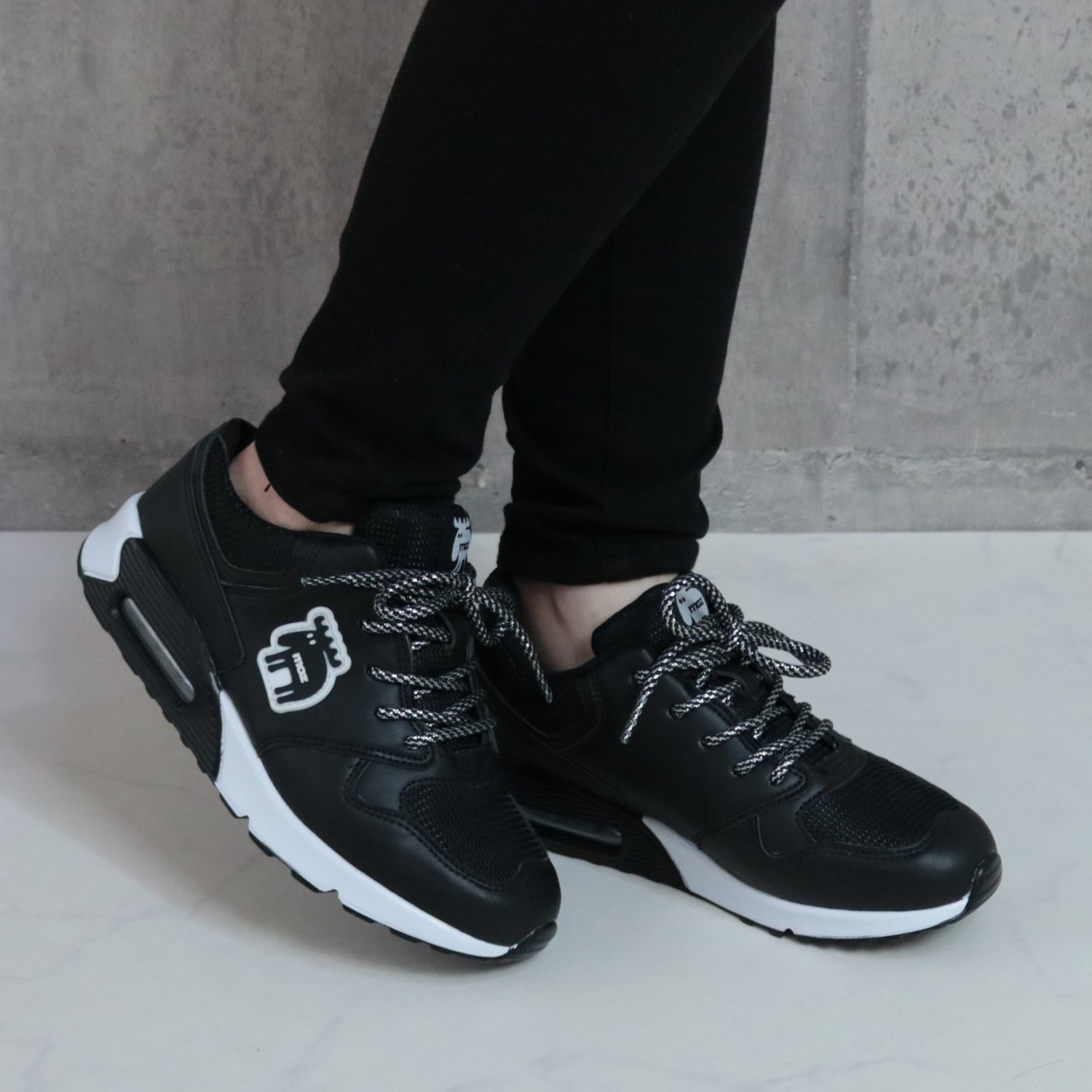 モズ メッシュコンビネーション 軽量 レースアップスニーカー