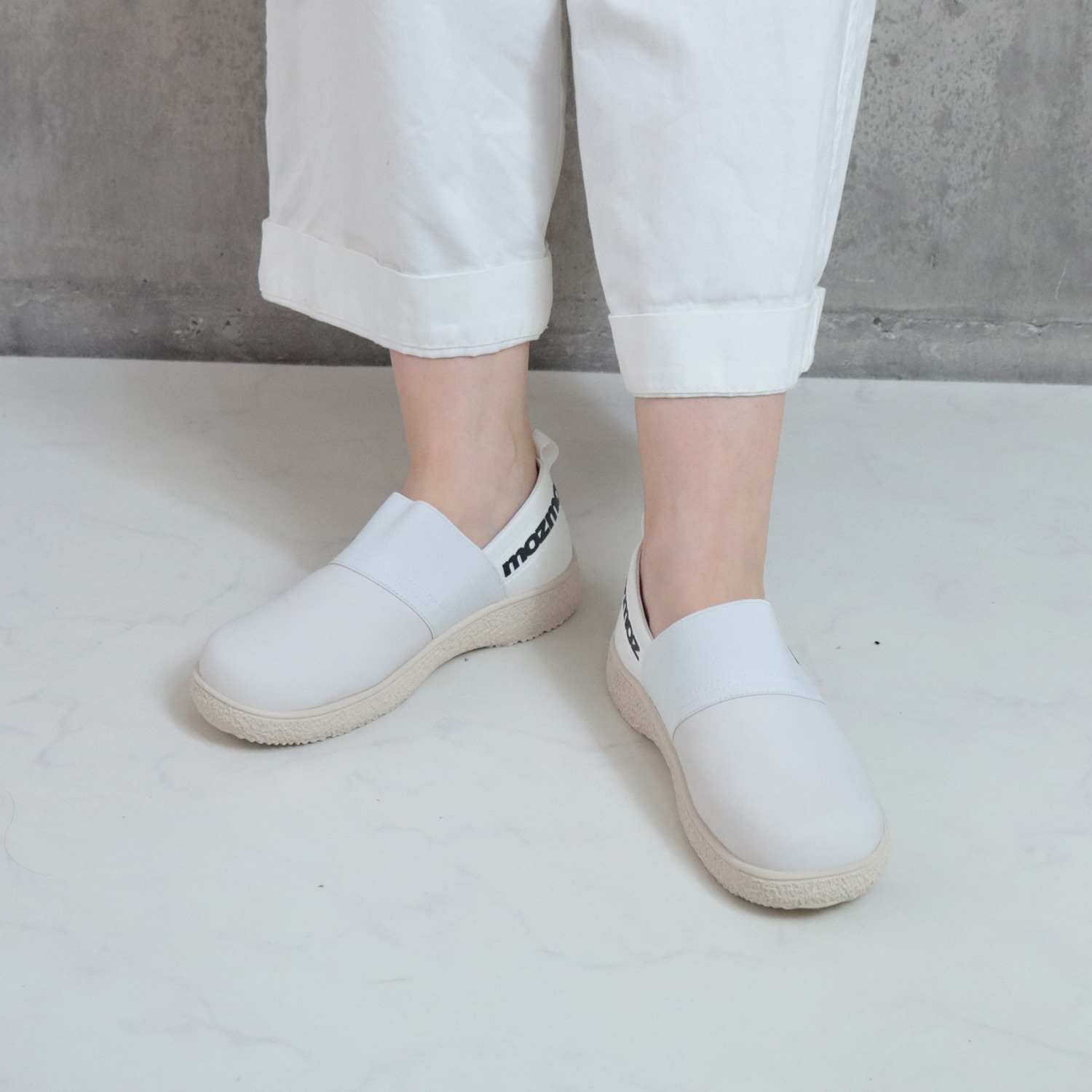 モズ 超軽量 ゴムフィットデザイン スリッポン