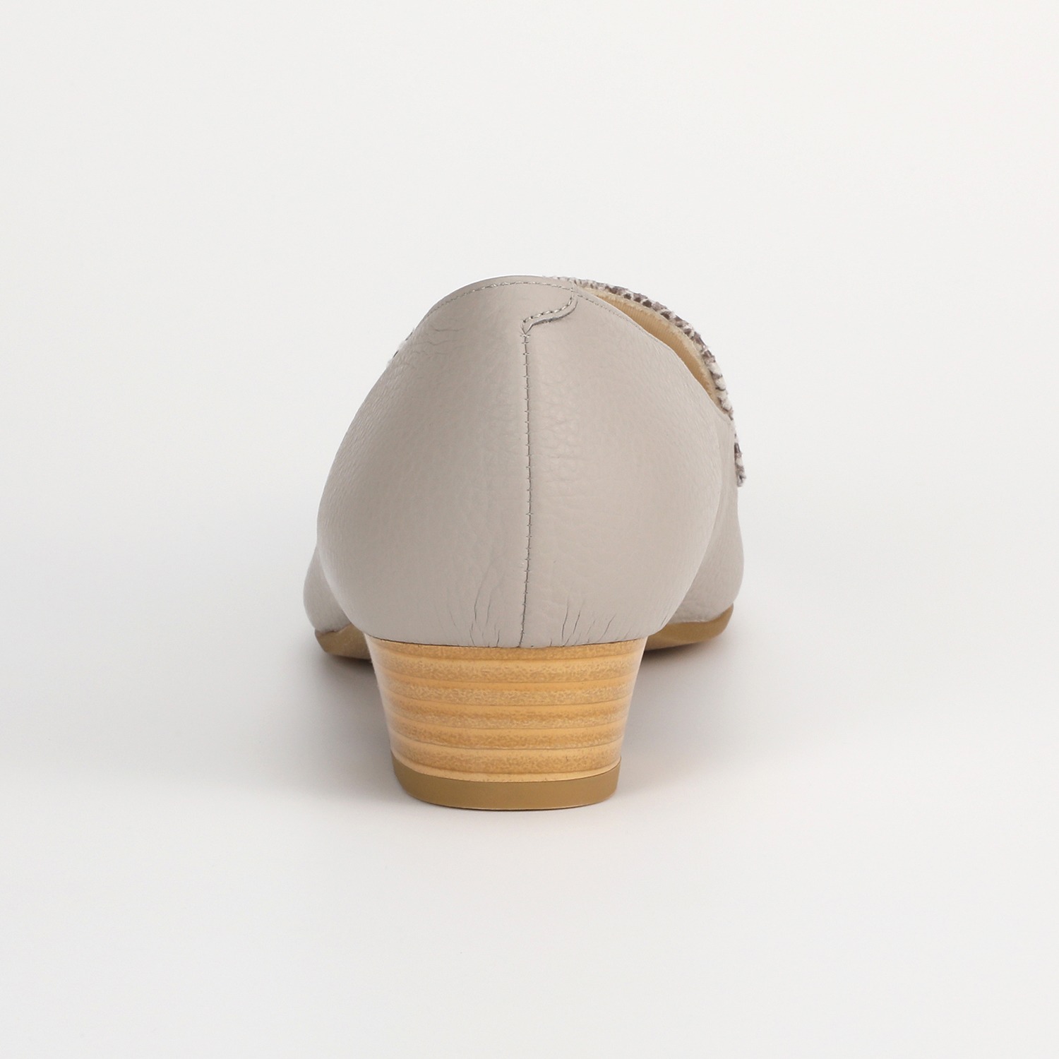 シェルシェエトワール 日本製牛革柔らか仕立て あか抜けモカシン ローヒールパンプス