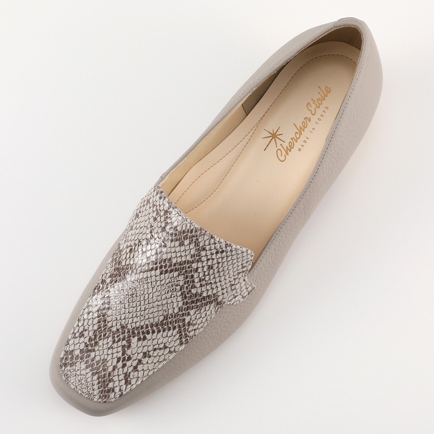 シェルシェエトワール 日本製牛革柔らか仕立て あか抜けモカシン ローヒールパンプス