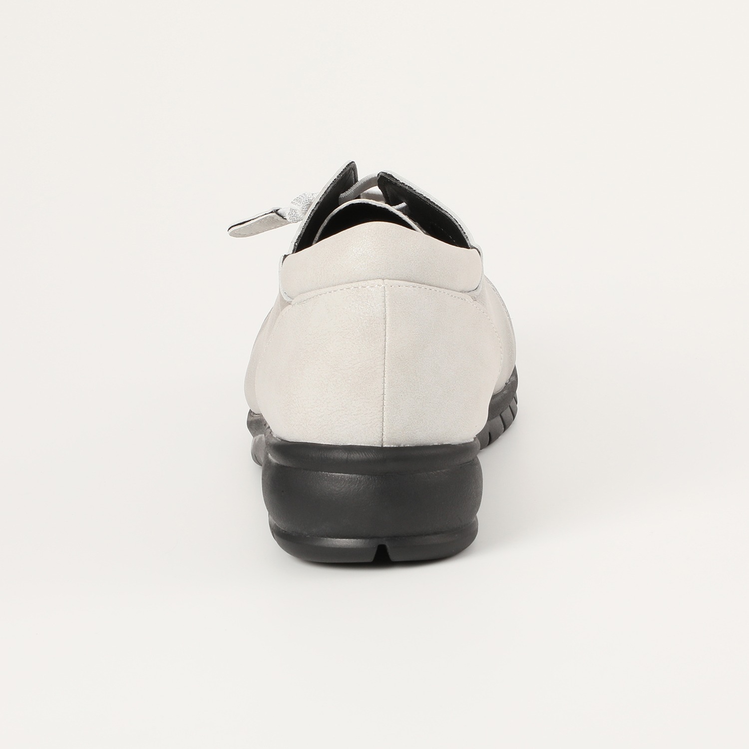 ブランコワール ジャパンメイド 羊革 軽量スニーカー