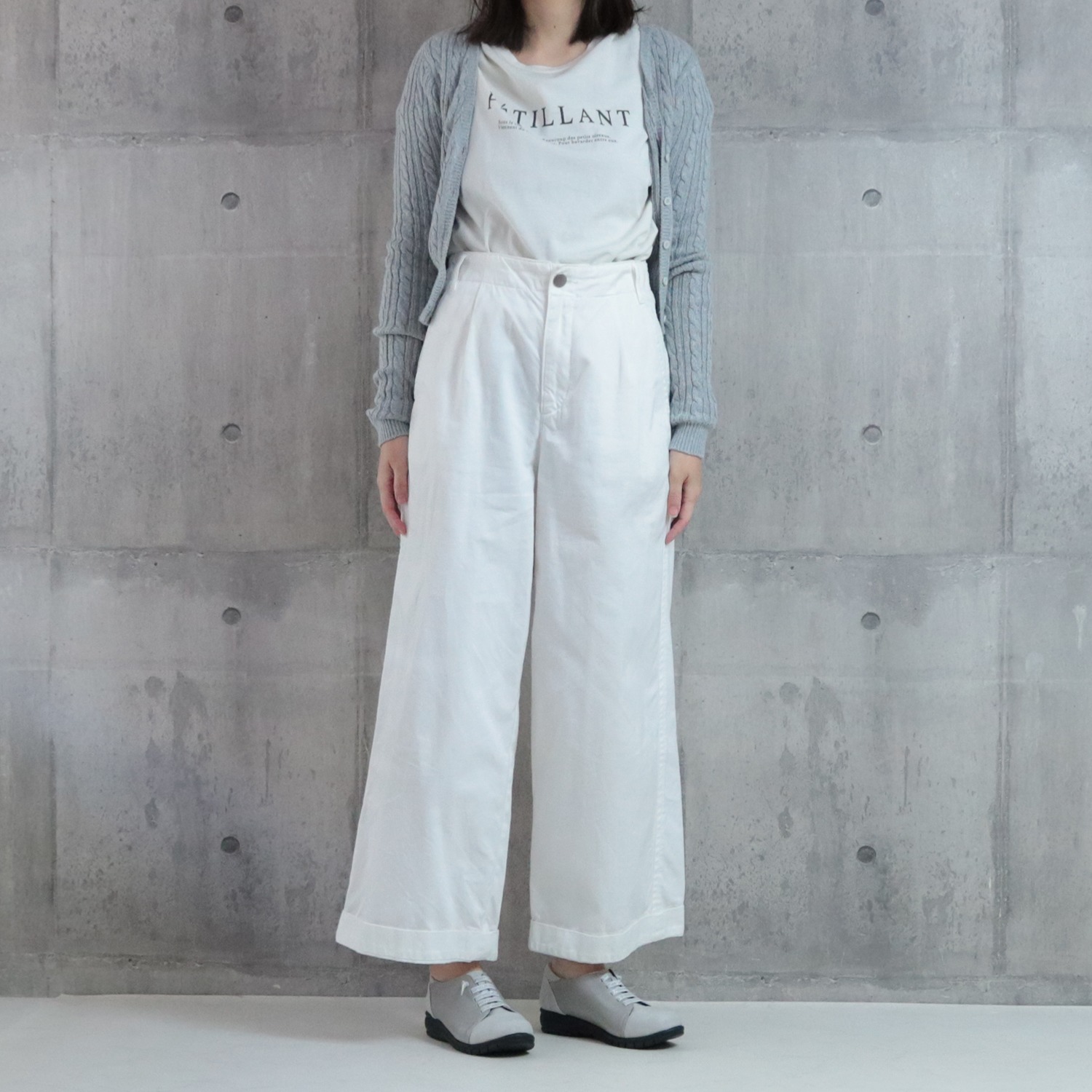 ブランコワール ジャパンメイド 羊革 軽量スニーカー