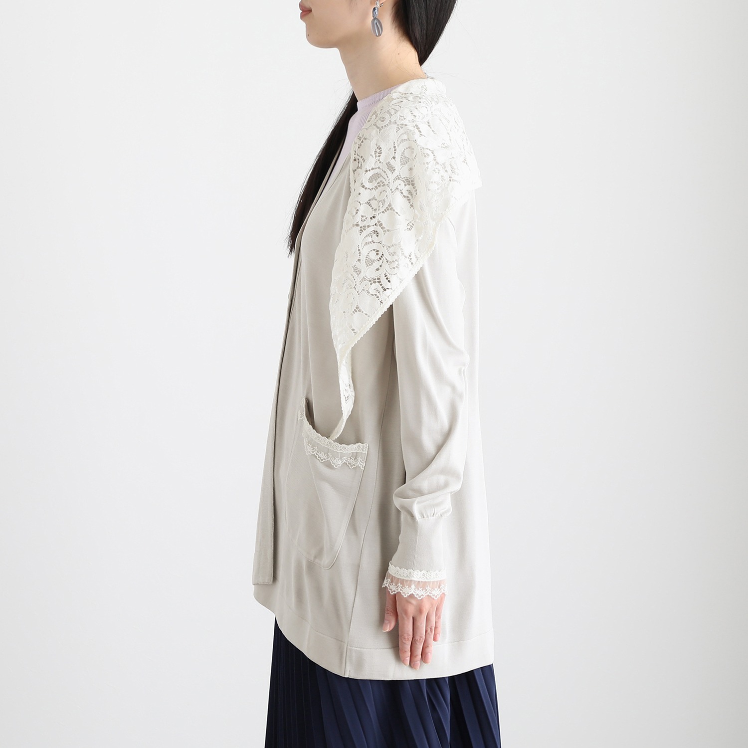 エウラーカ ウォッシャブルシルク レースアクセント カーディガン