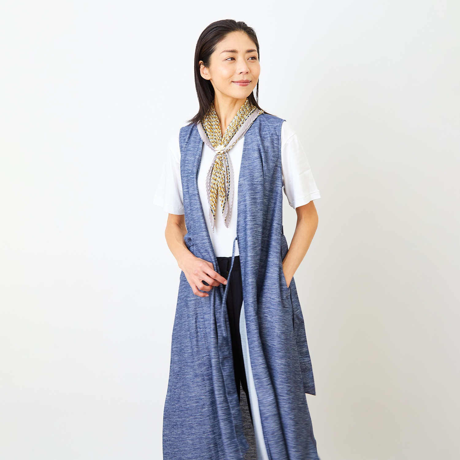 ドンナルマ クリップ付 しわになりにくい ワンタッチスカーフ ＜約６３×９０ｃｍ＞