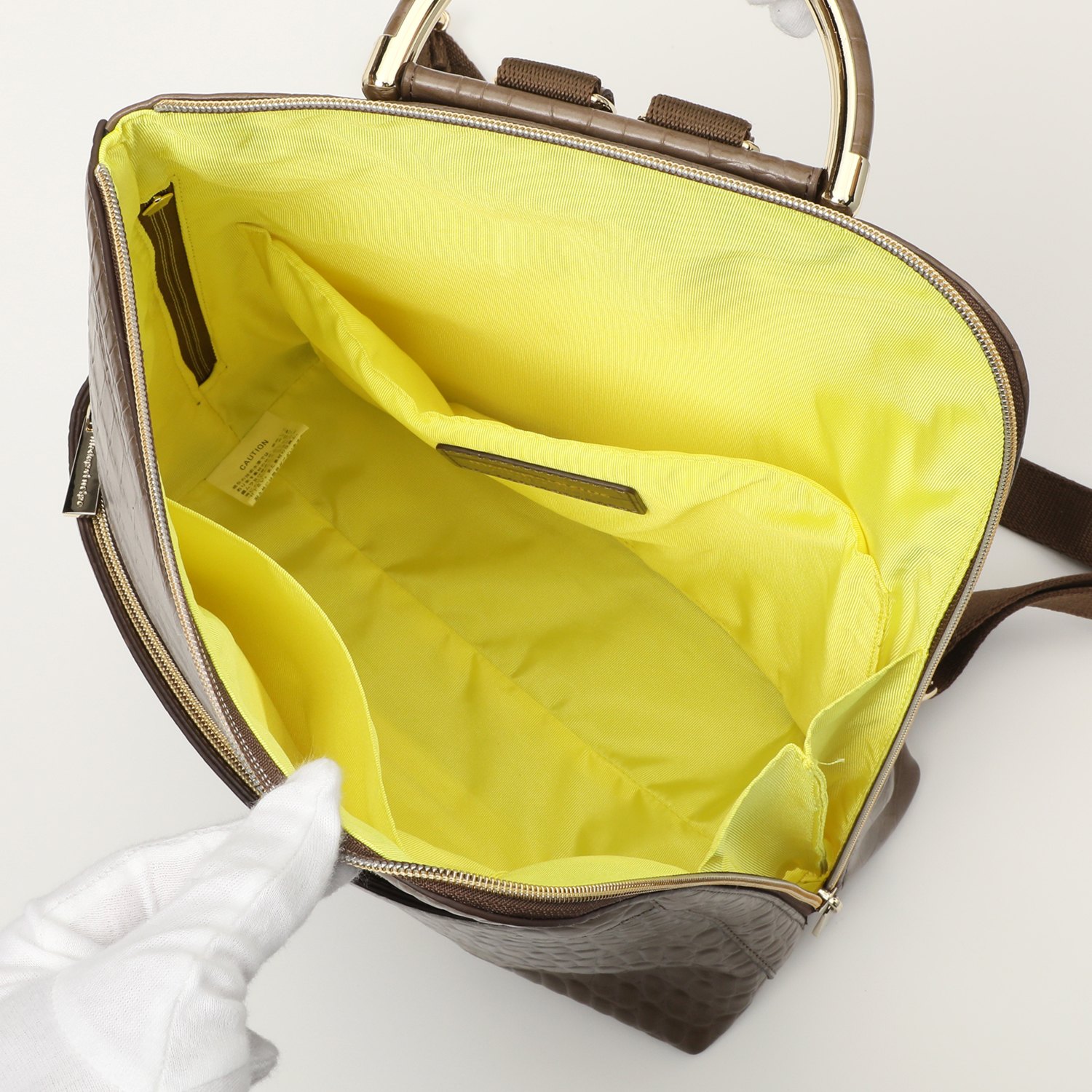 モーダプリンチペ クロコダイル型押しレザー Ｌ字ファスナー タウンリュック