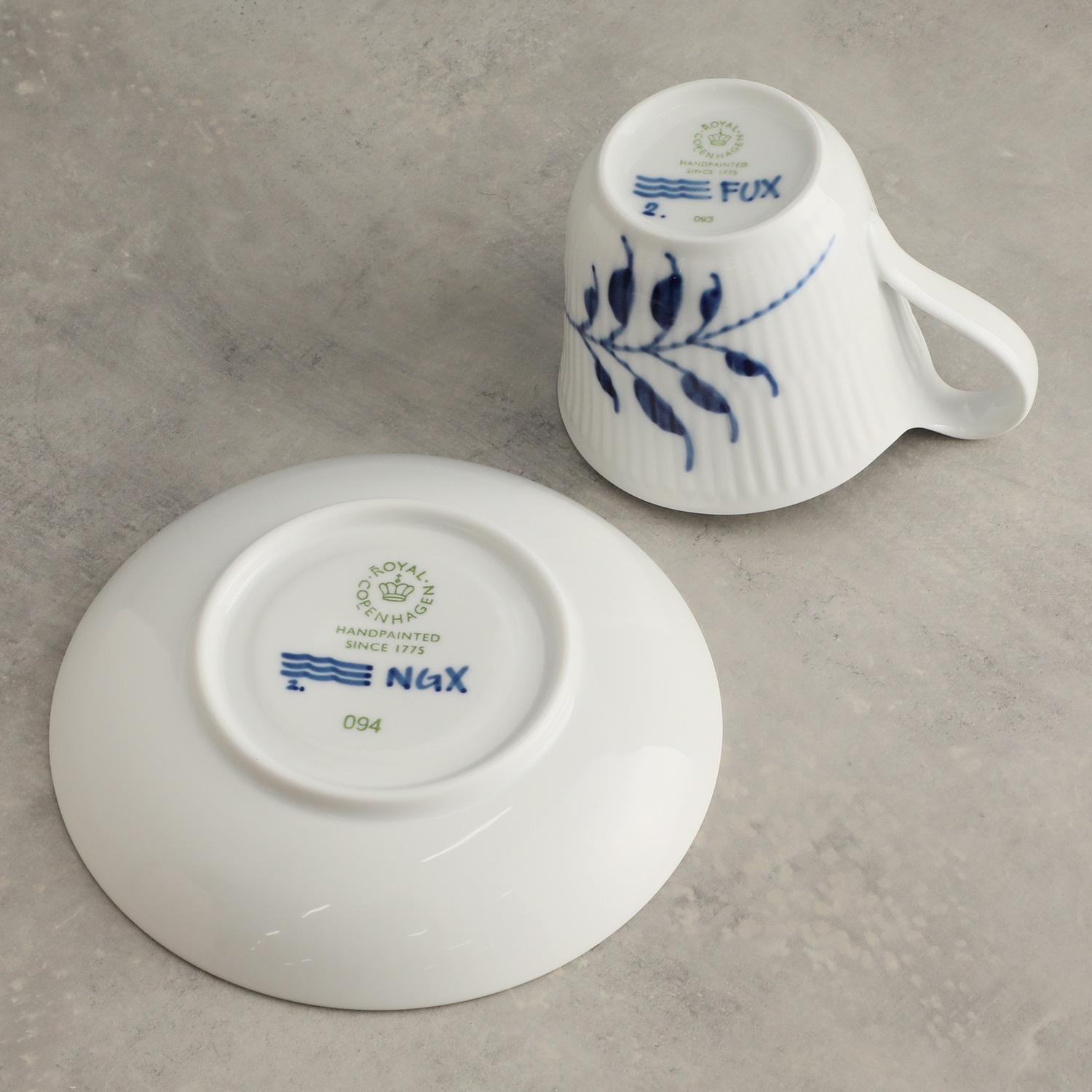 ロイヤル　コペンハーゲン ブルーフルーテッド　メガ ハイハンドル カップ＆ソーサー スプーン付