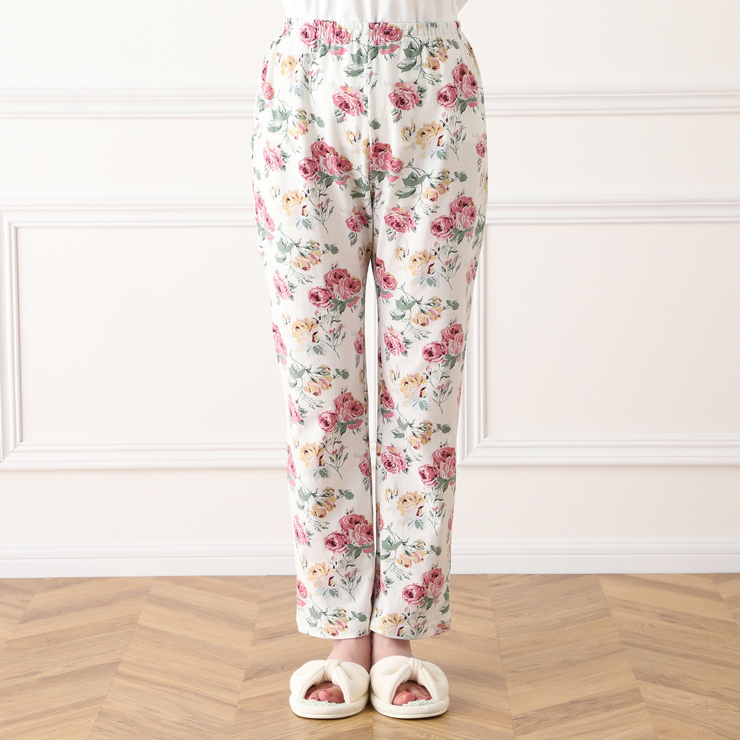 ローラアシュレイ 八分袖コットン１００％ パジャマ