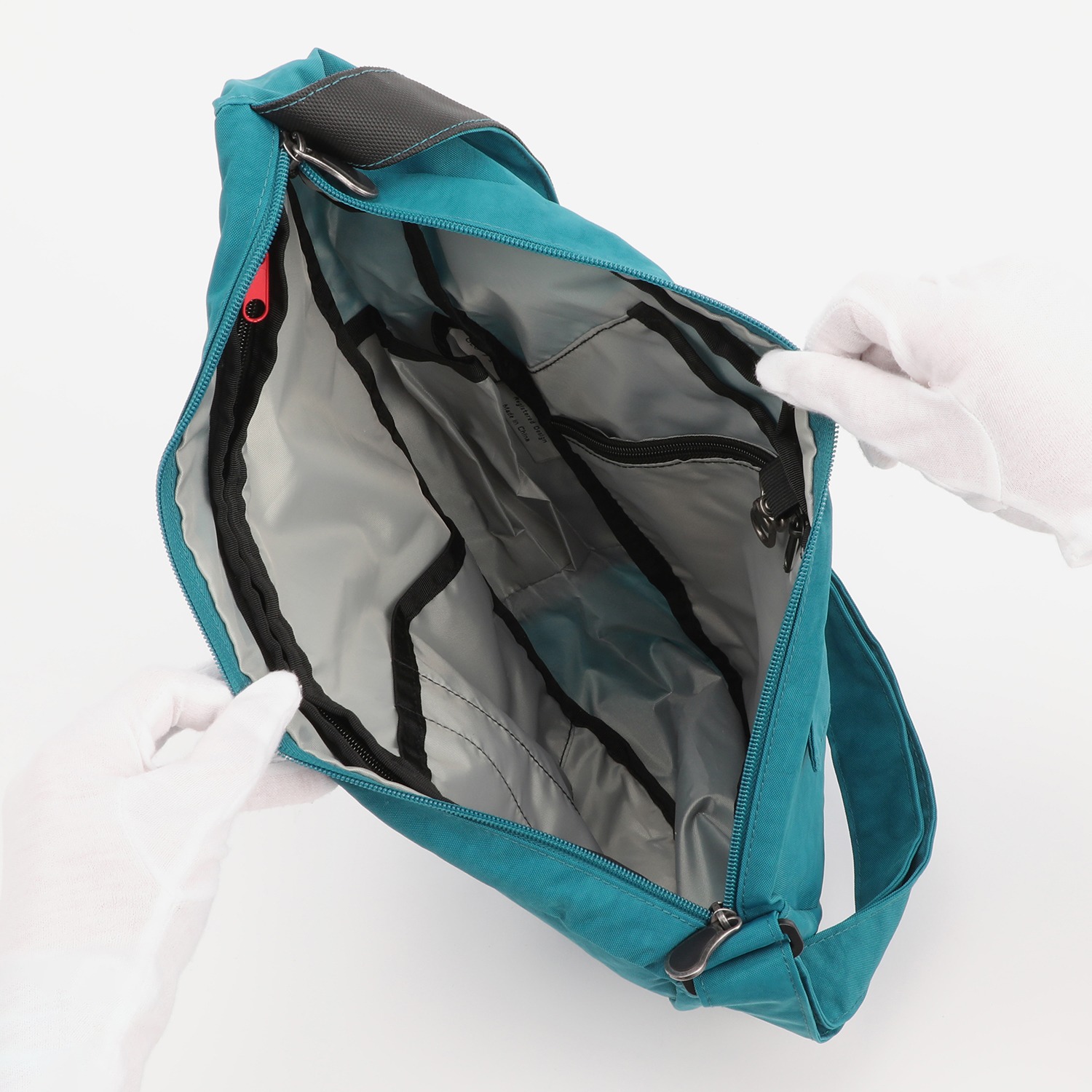 ヘルシーバックバッグ ポーチ付 はっ水 テクスチャードナイロン ボディーバッグ