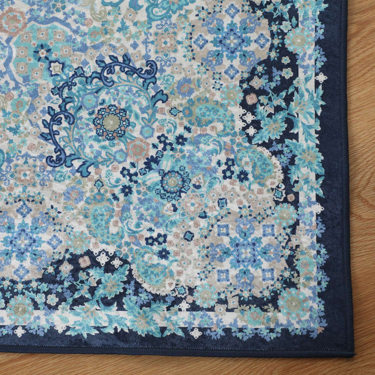 ＜１９０×２４０ｃｍ＞ お手入れ簡単 洗える！さわやか シルクタッチカーペット “シャトレーン”