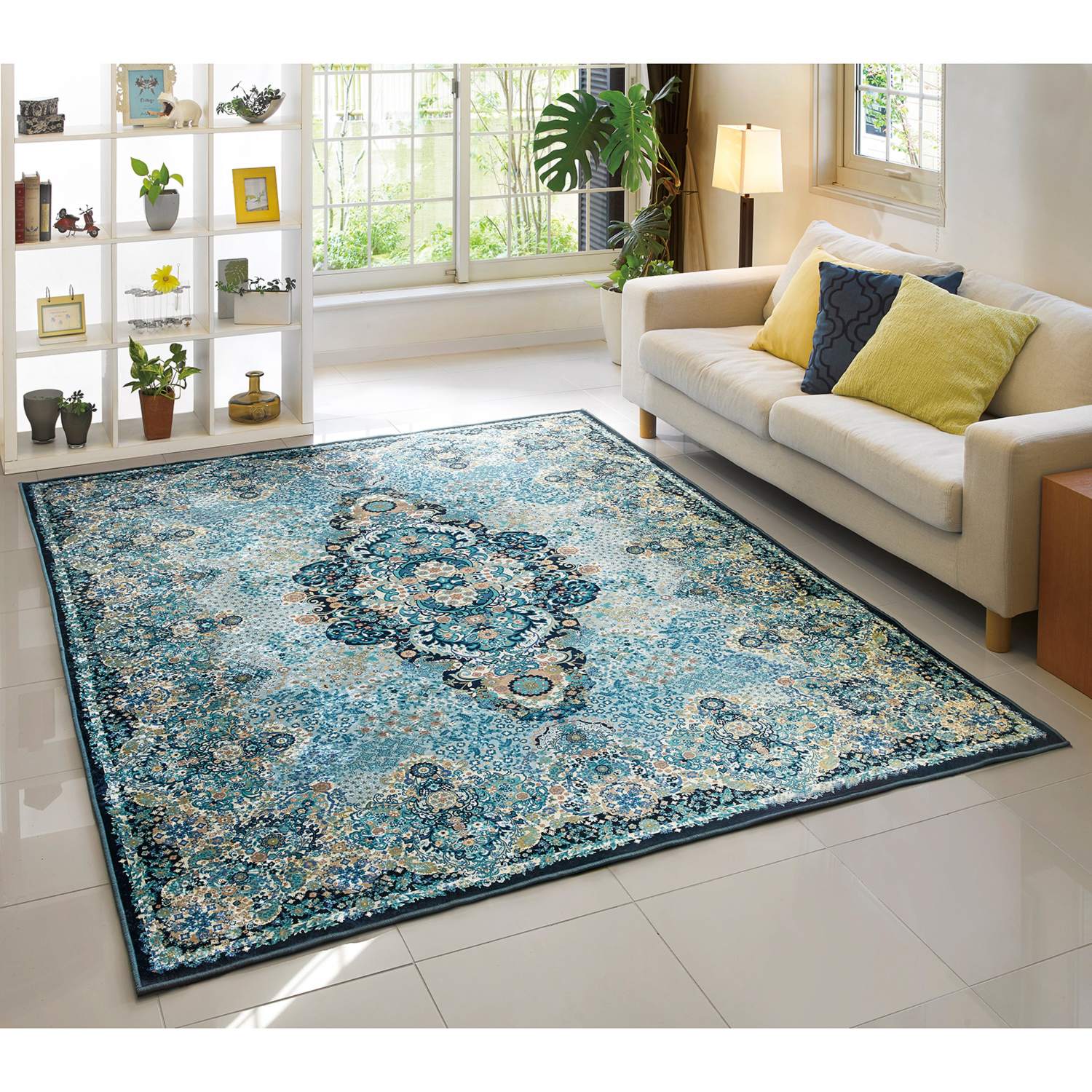 ＜１９０×２４０ｃｍ＞ お手入れ簡単 洗える！さわやか シルクタッチカーペット “シャトレーン”