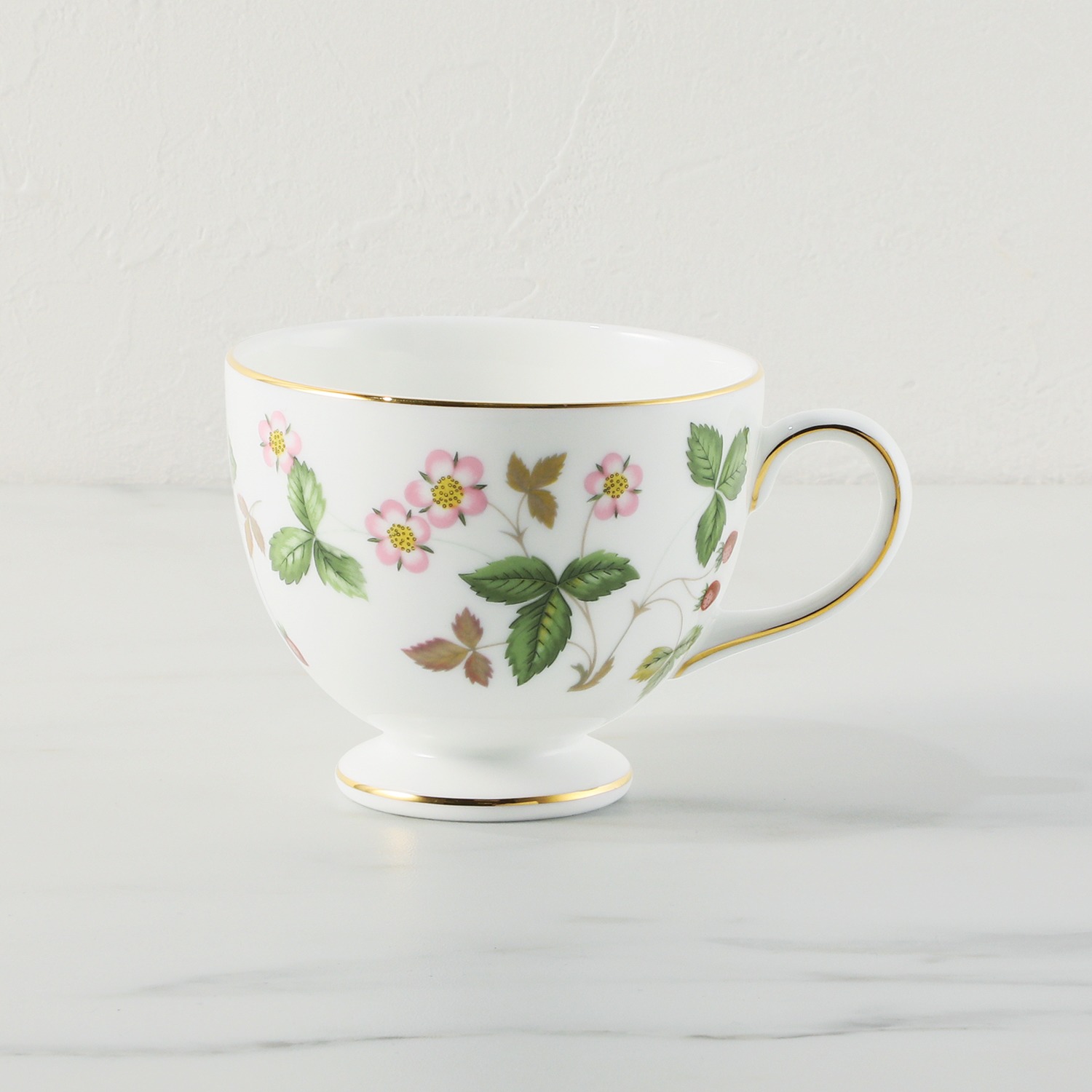 ウェッジウッド ワイルドストロベリー ティーカップ＆ソーサー ペア