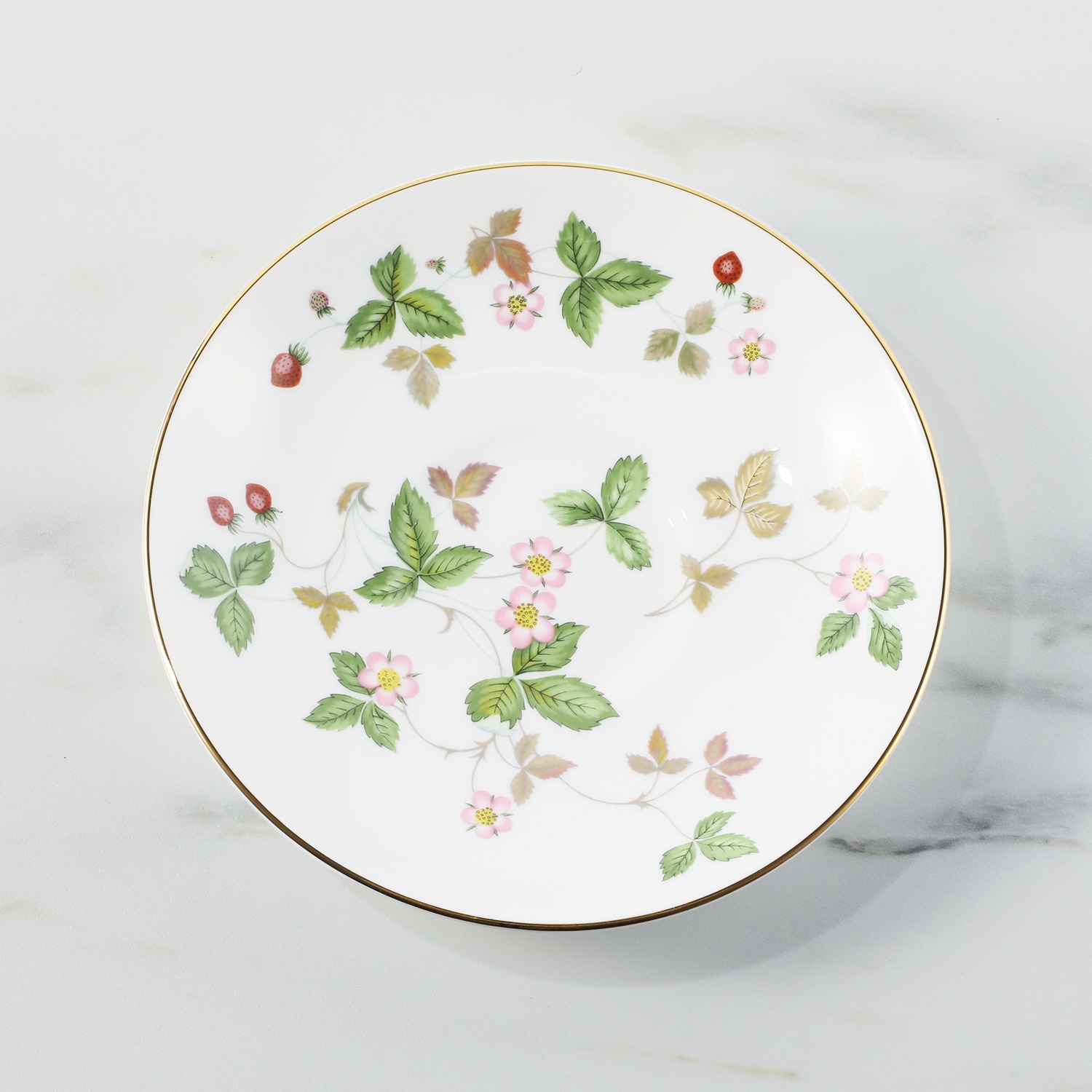 ウェッジウッド ワイルドストロベリー ティーカップ＆ソーサー ペア