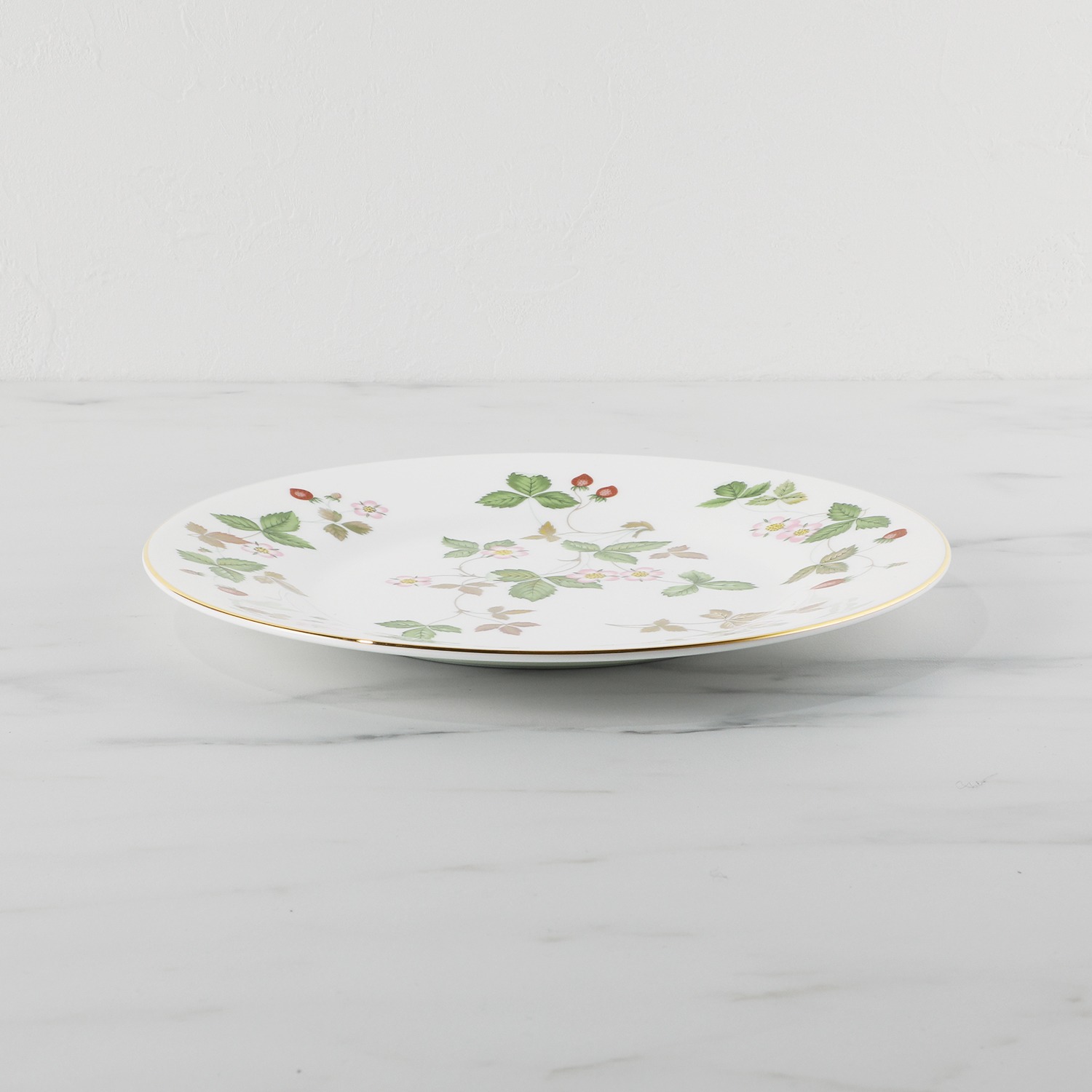 ウェッジウッド ワイルドストロベリー ２０ｃｍプレート　ペア